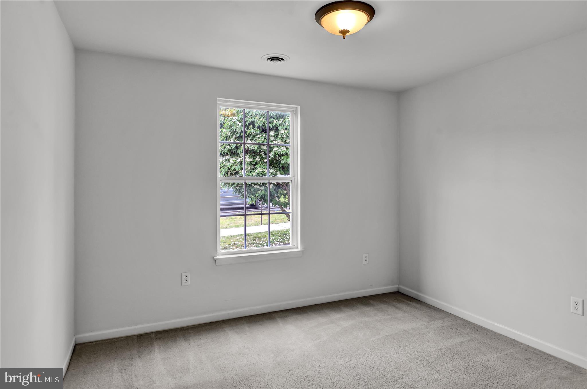 LAUREL SPRINGS - Residential