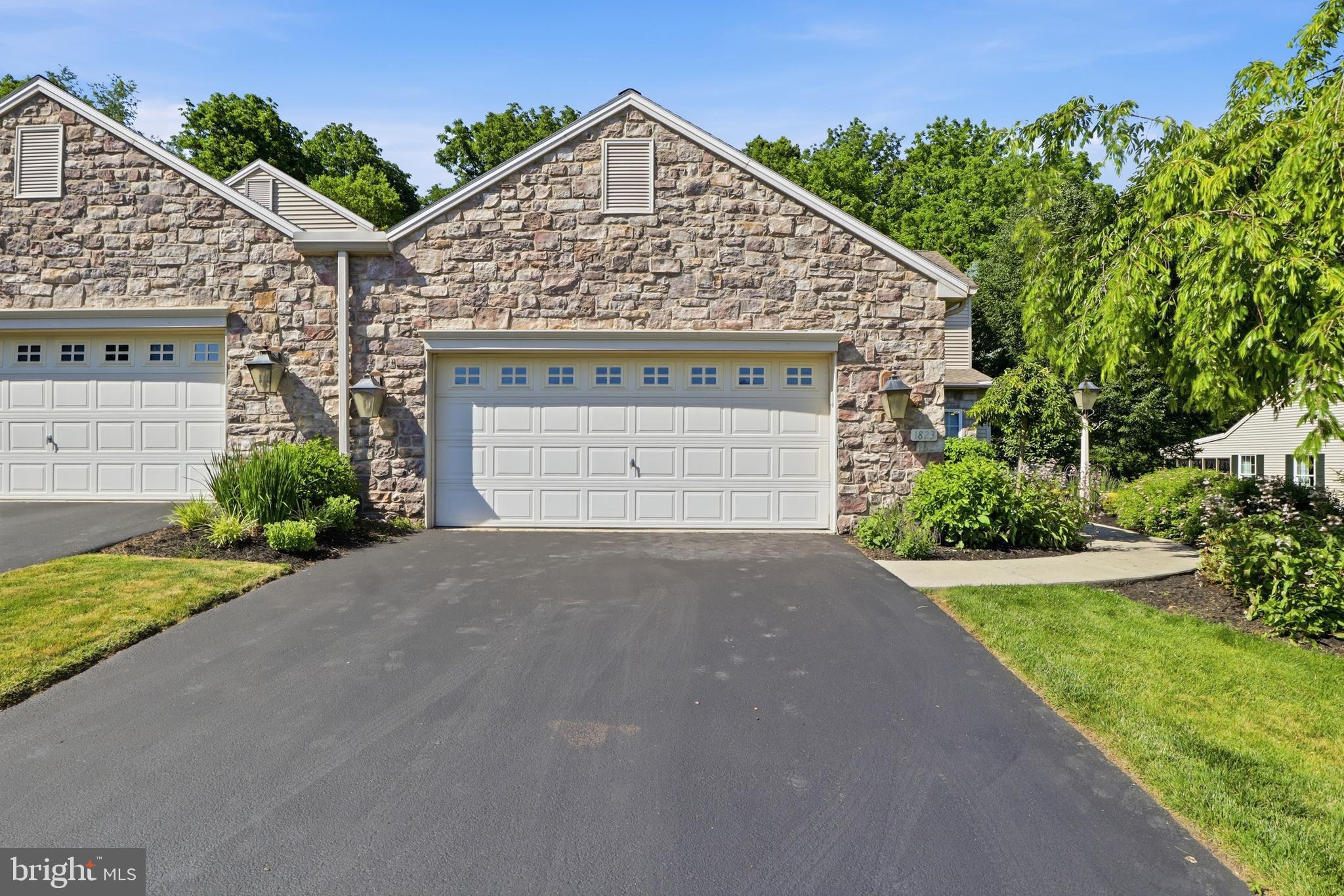 1823 STONE HILL DRIVE