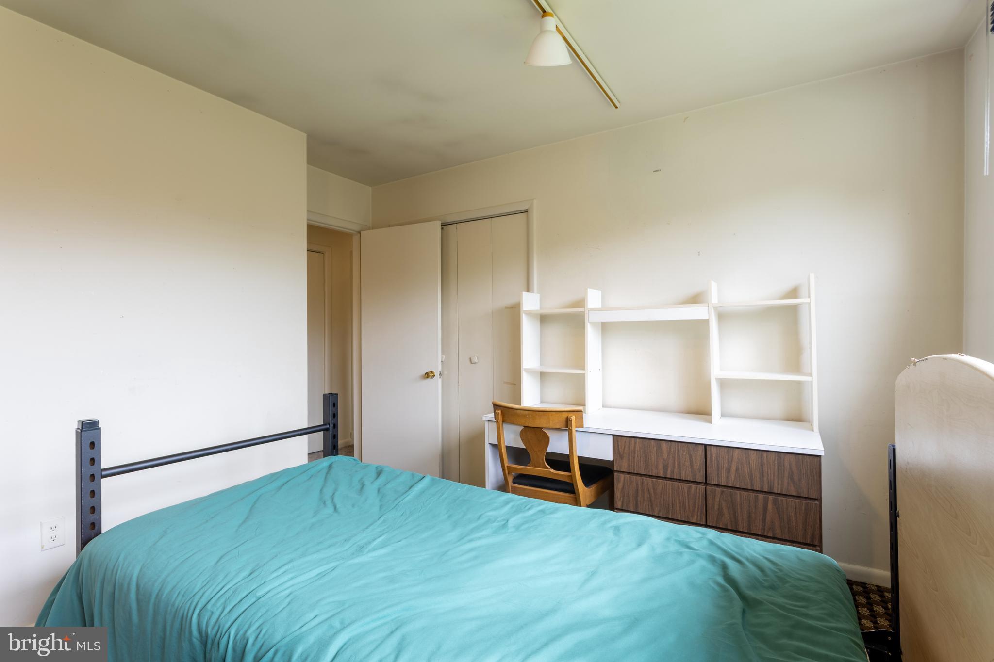 MEADOWOOD - Residential