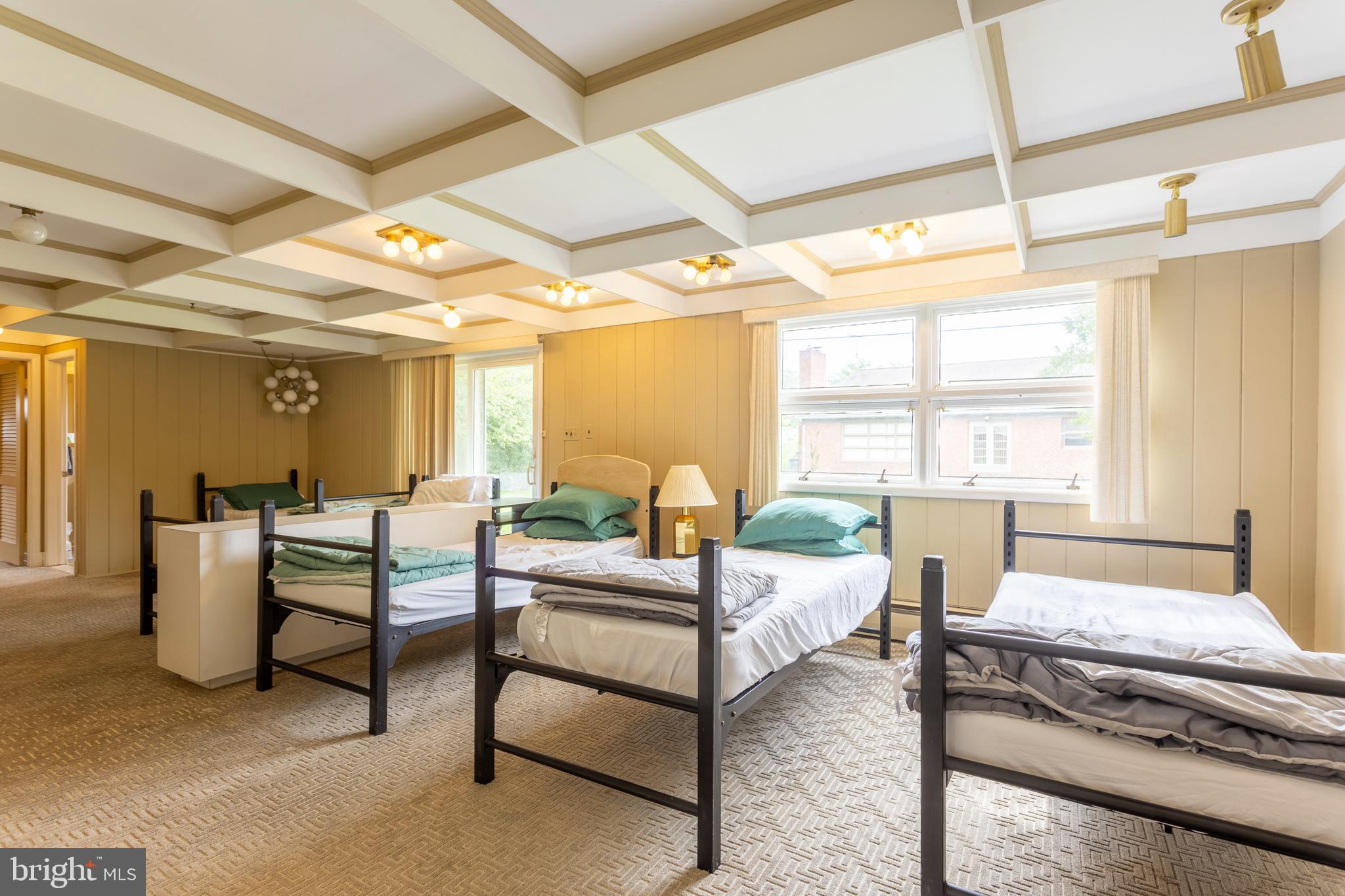 MEADOWOOD - Residential