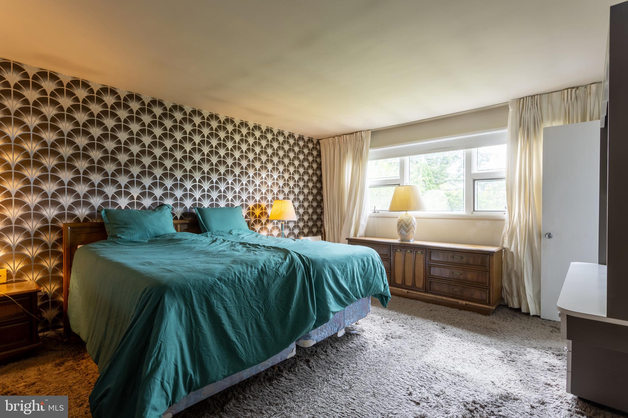 MEADOWOOD - Residential