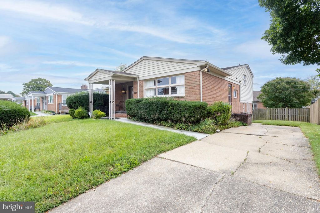 Photo of 2509 Hal Circle, BALTIMORE, MD 21209 (MLS # MDBC2142440)