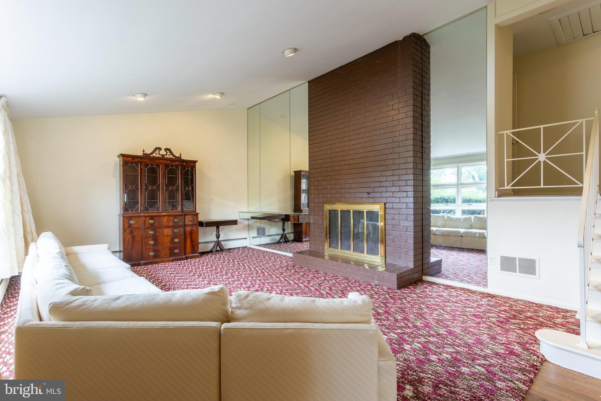 MEADOWOOD - Residential