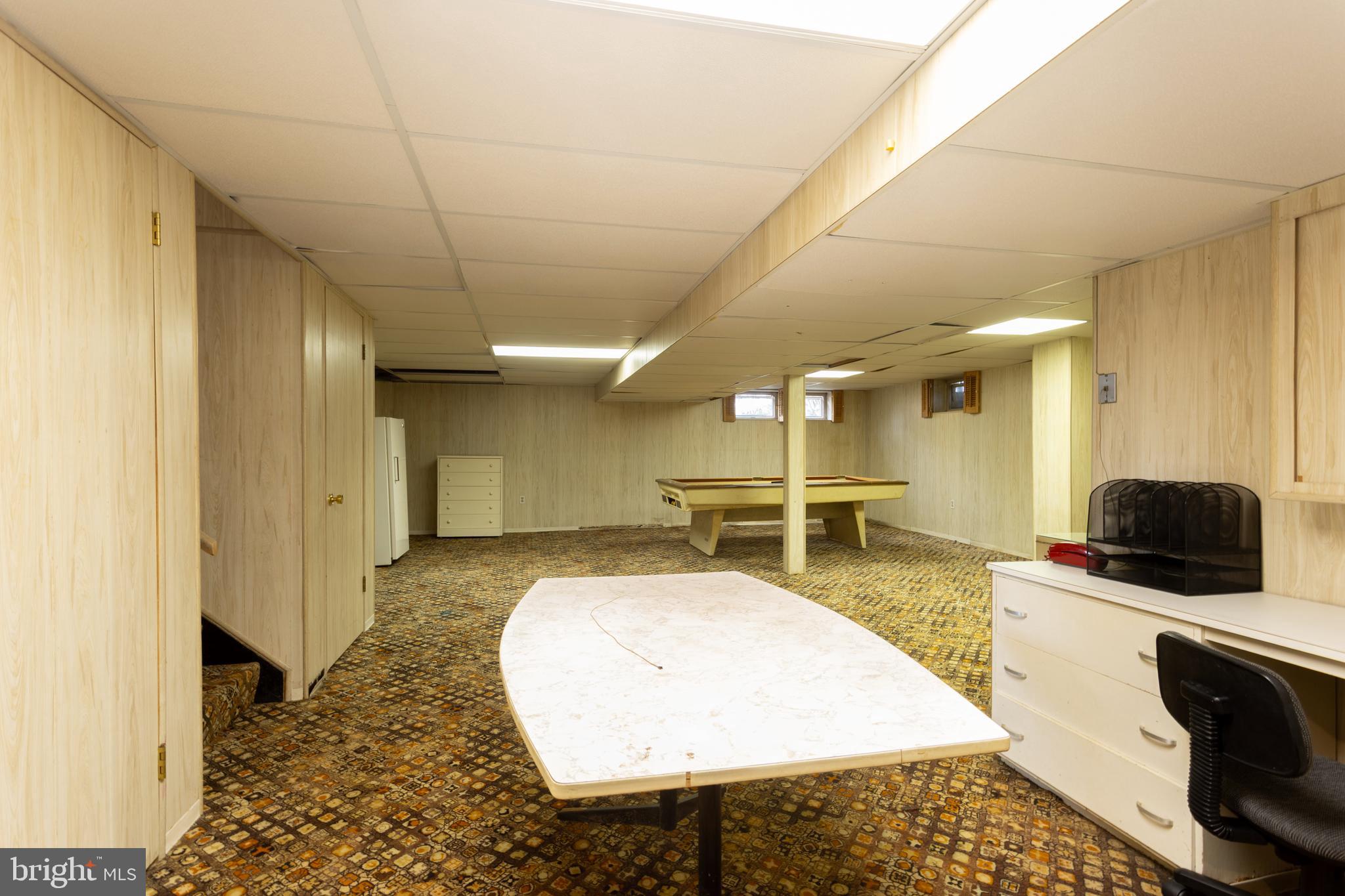 MEADOWOOD - Residential