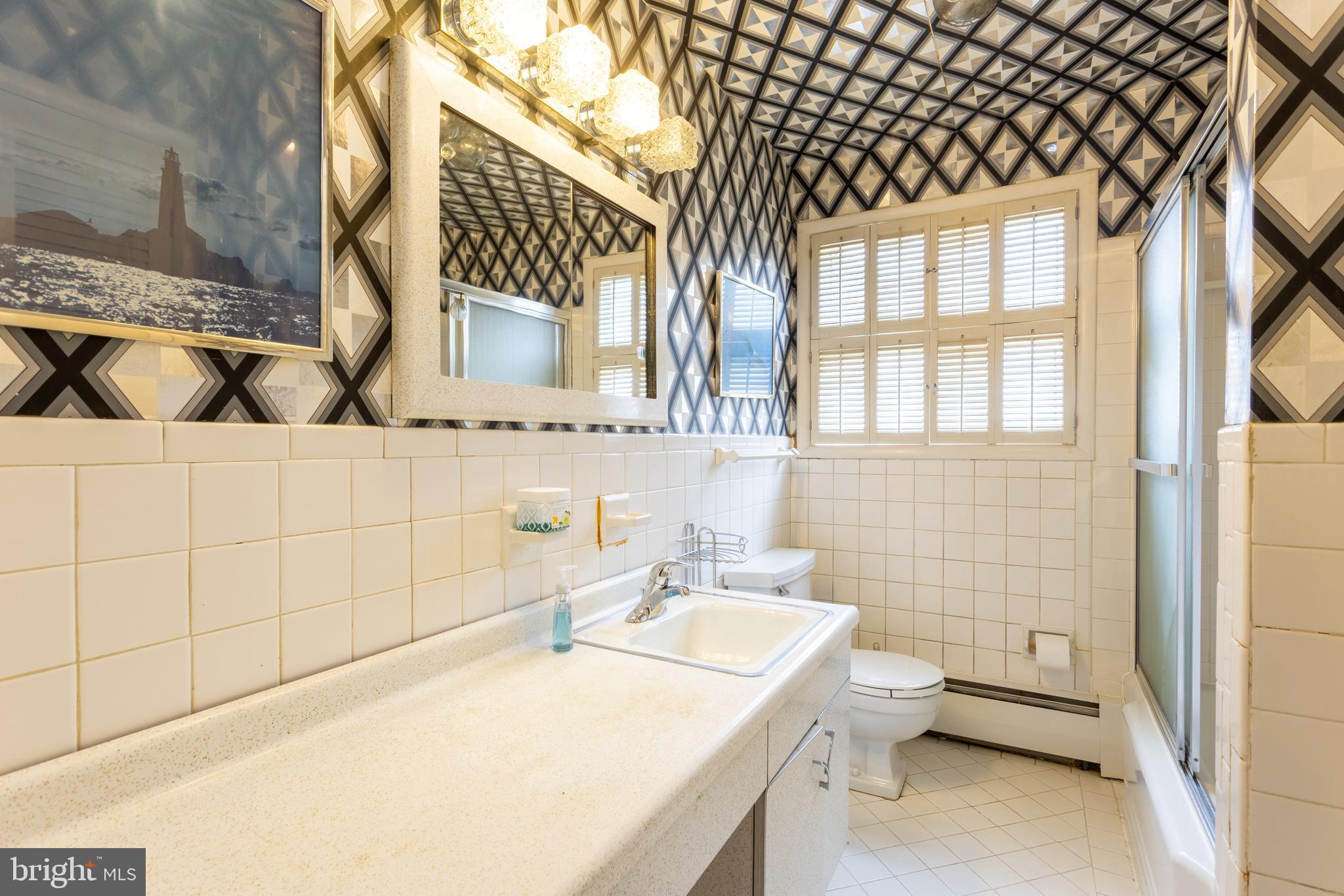 MEADOWOOD - Residential