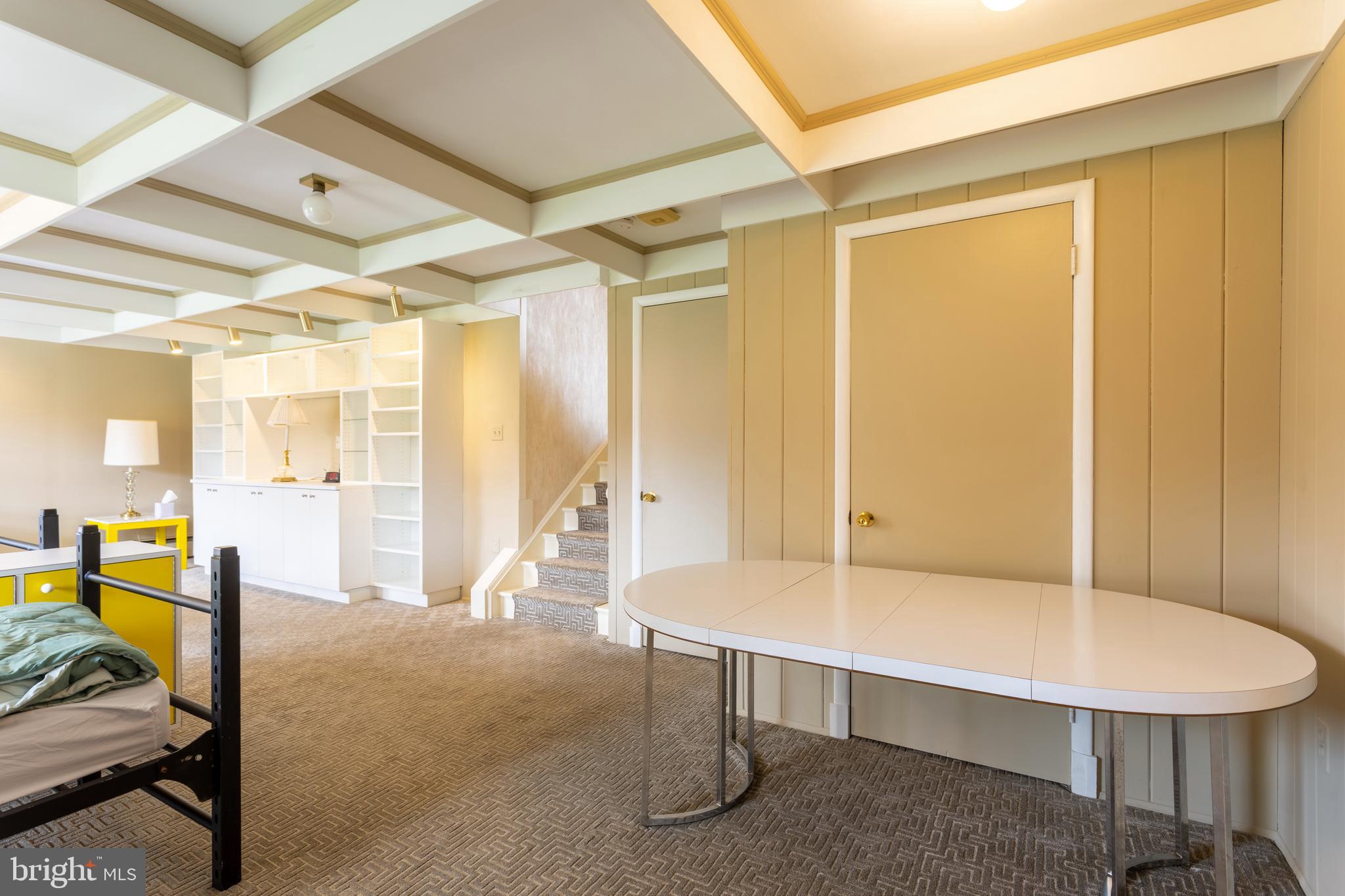 MEADOWOOD - Residential