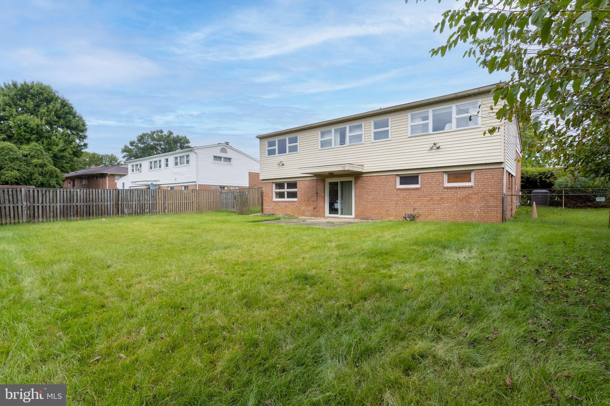 MEADOWOOD - Residential