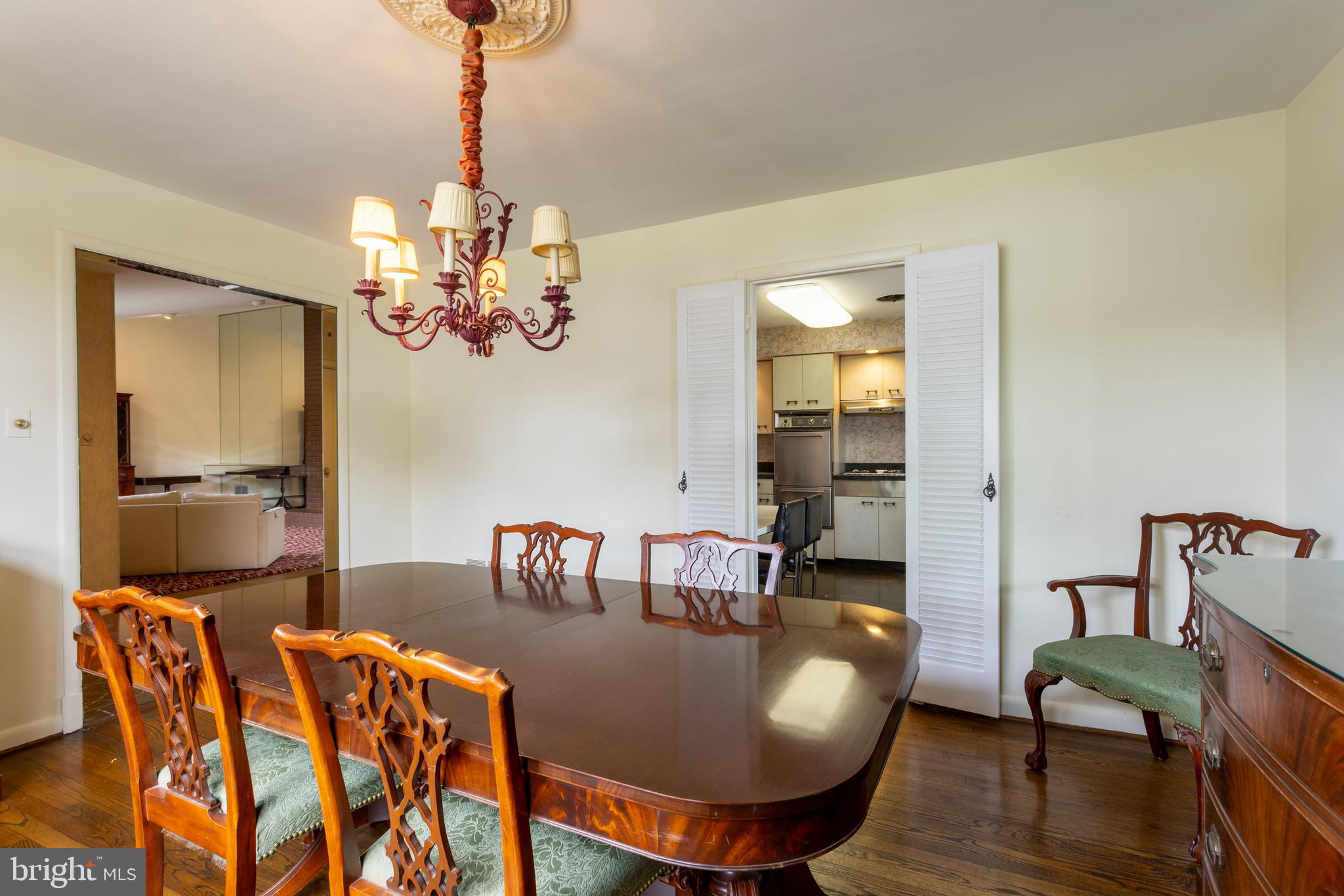 MEADOWOOD - Residential