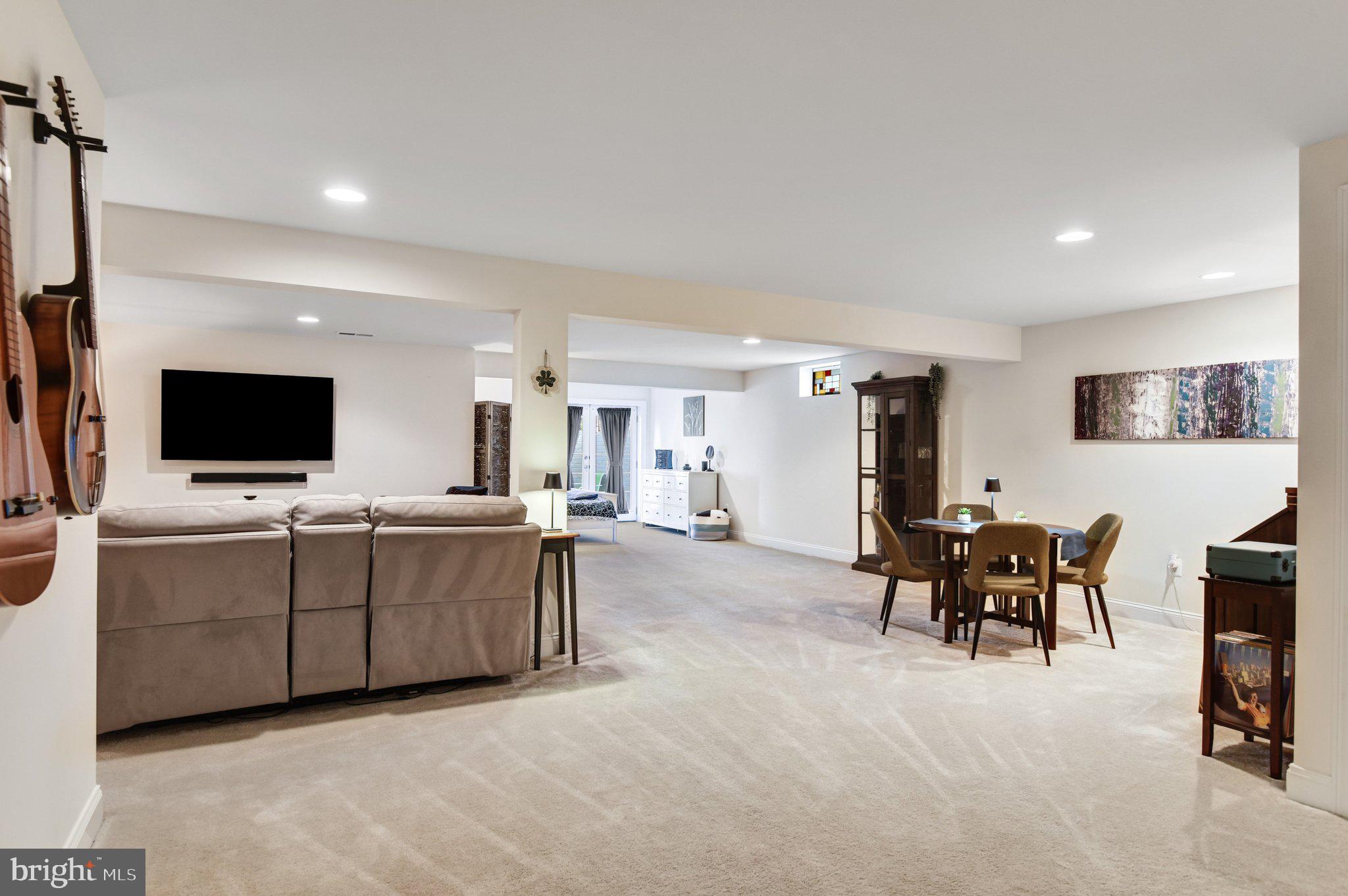 REGENCY AT DOMINION VALLEY - Residential