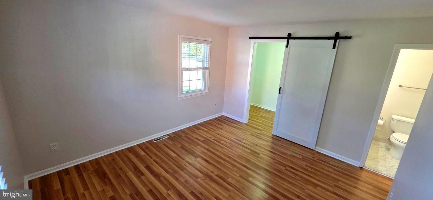 HOLMES RUN VILLAGE - Residential