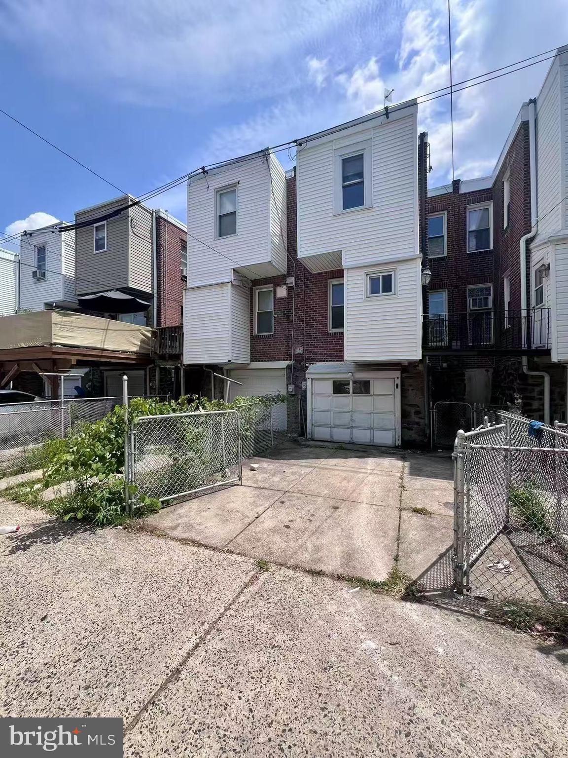 PHILADELPHIA (NORTHEAST) - Residential