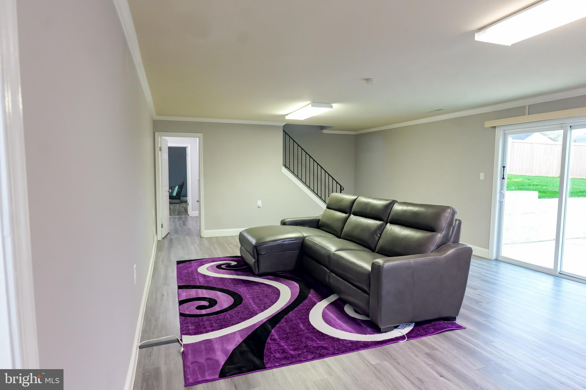 CALVERTON - Residential