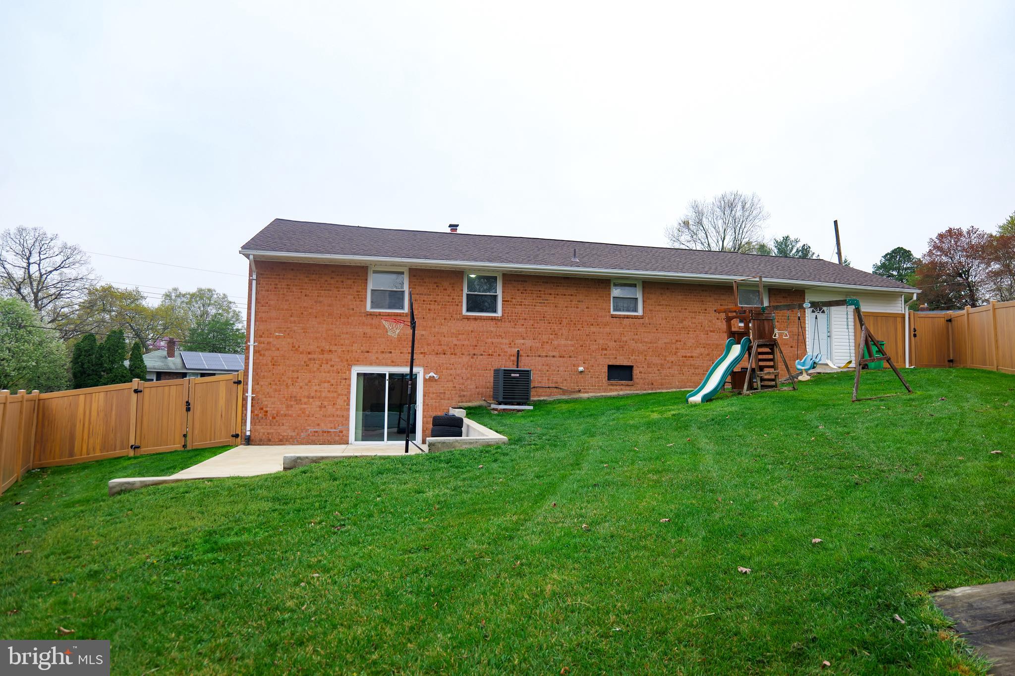 CALVERTON - Residential