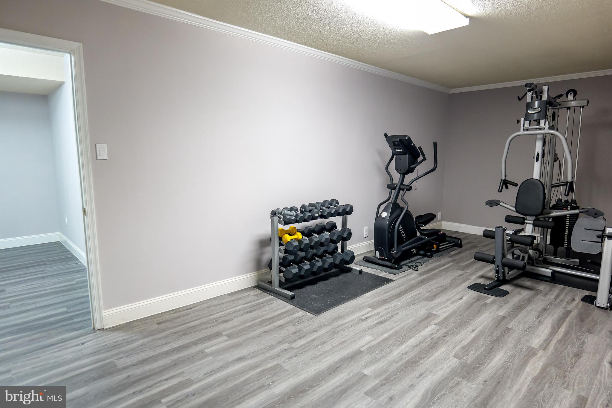 CALVERTON - Residential