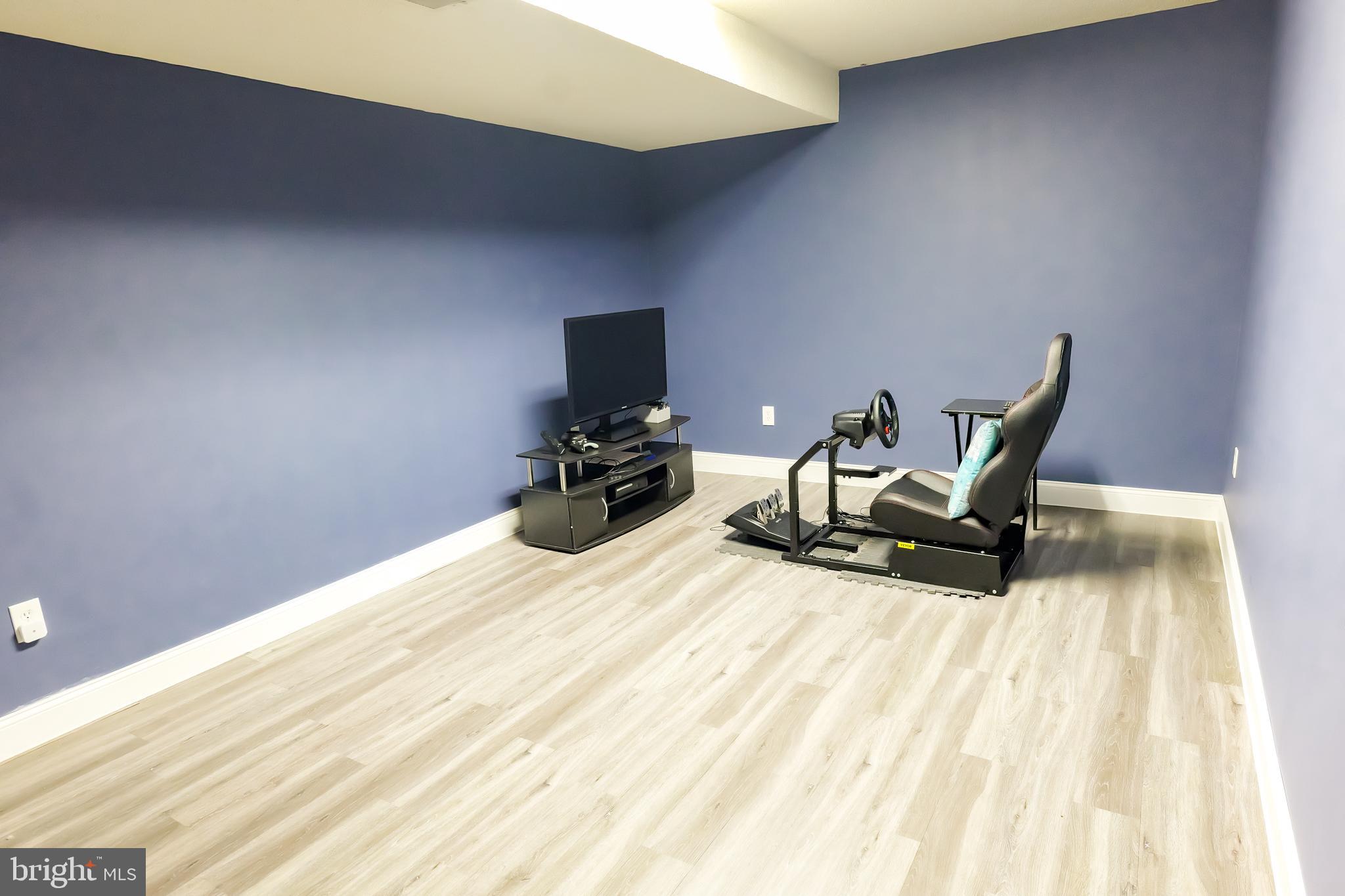 CALVERTON - Residential