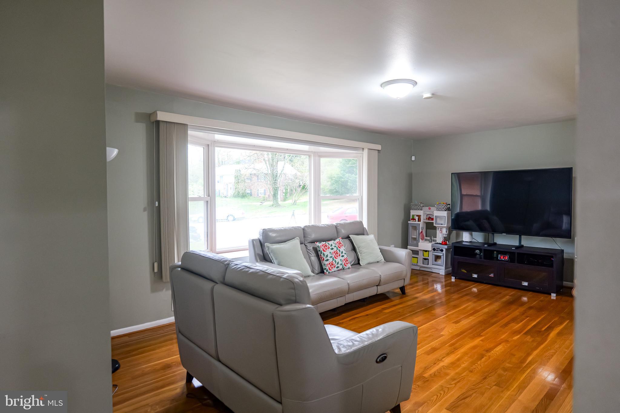 CALVERTON - Residential