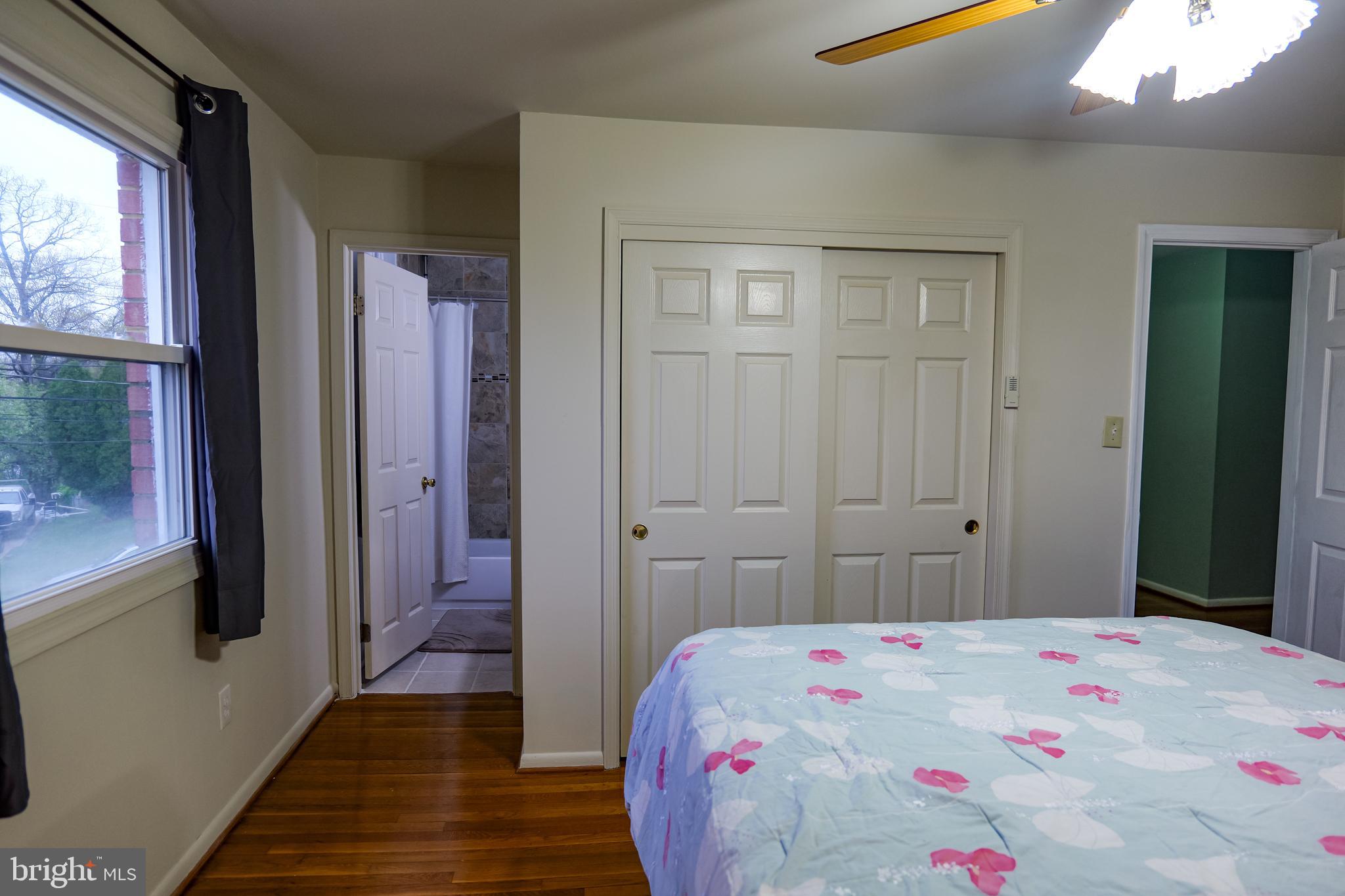 CALVERTON - Residential