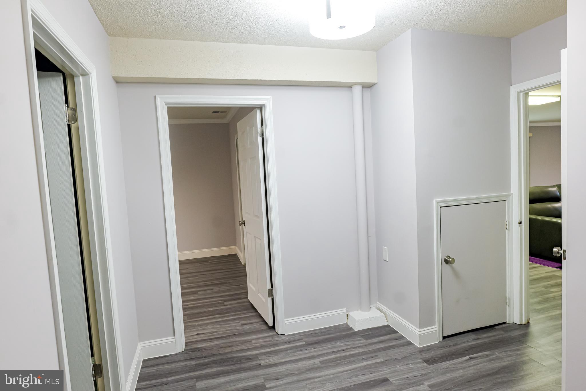 CALVERTON - Residential