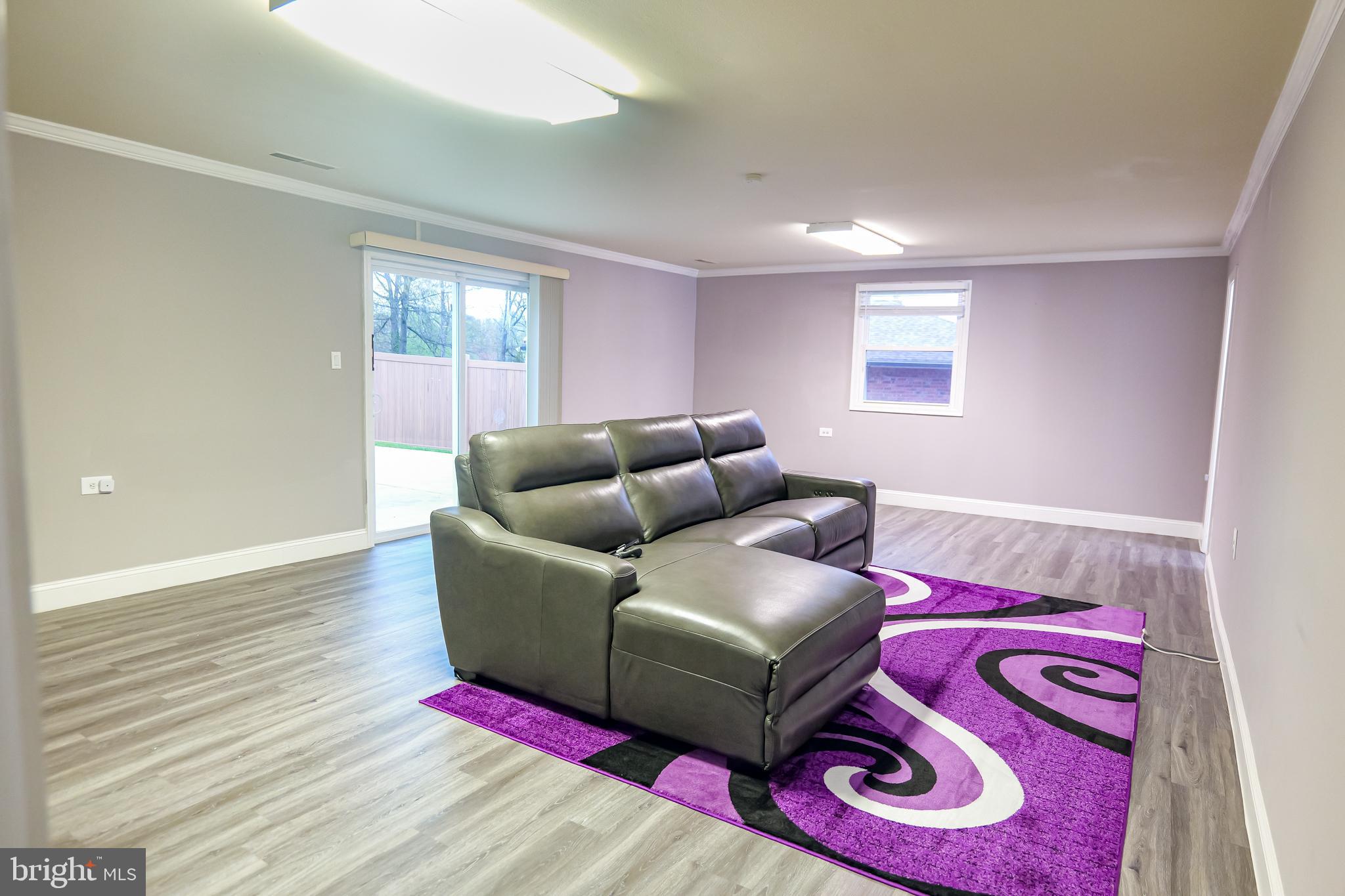 CALVERTON - Residential