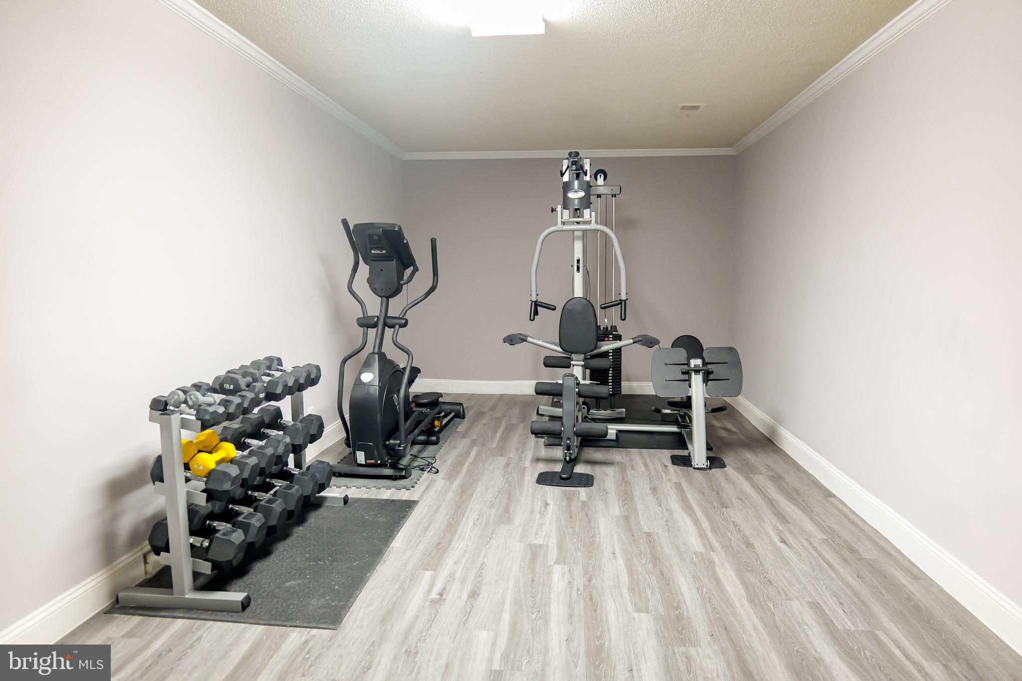 CALVERTON - Residential