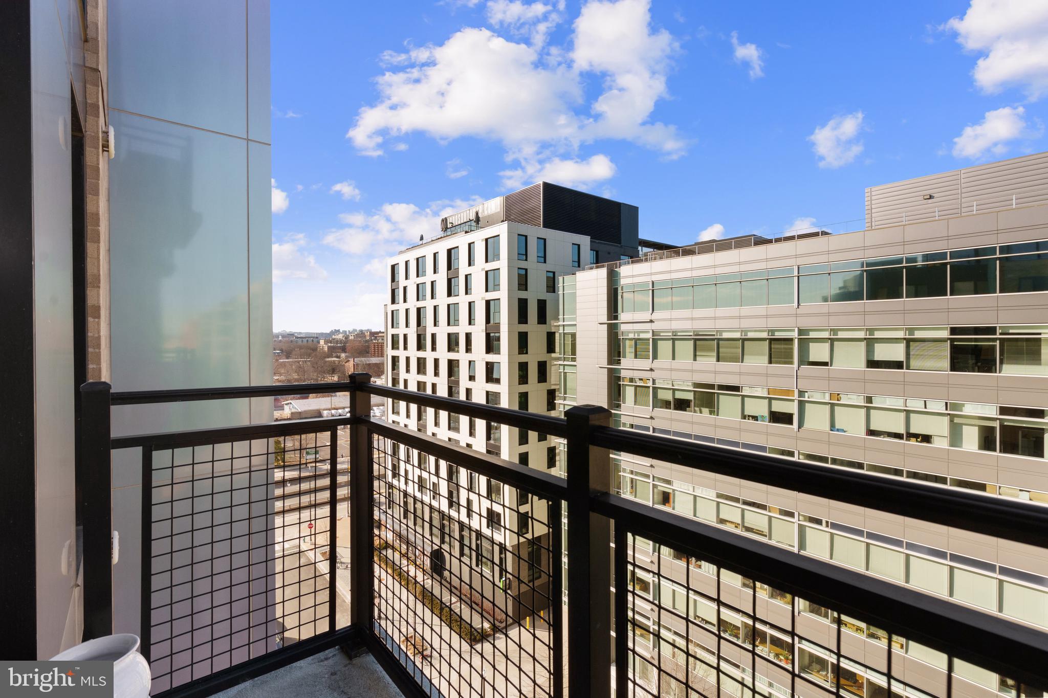37 L STREET SE 1001