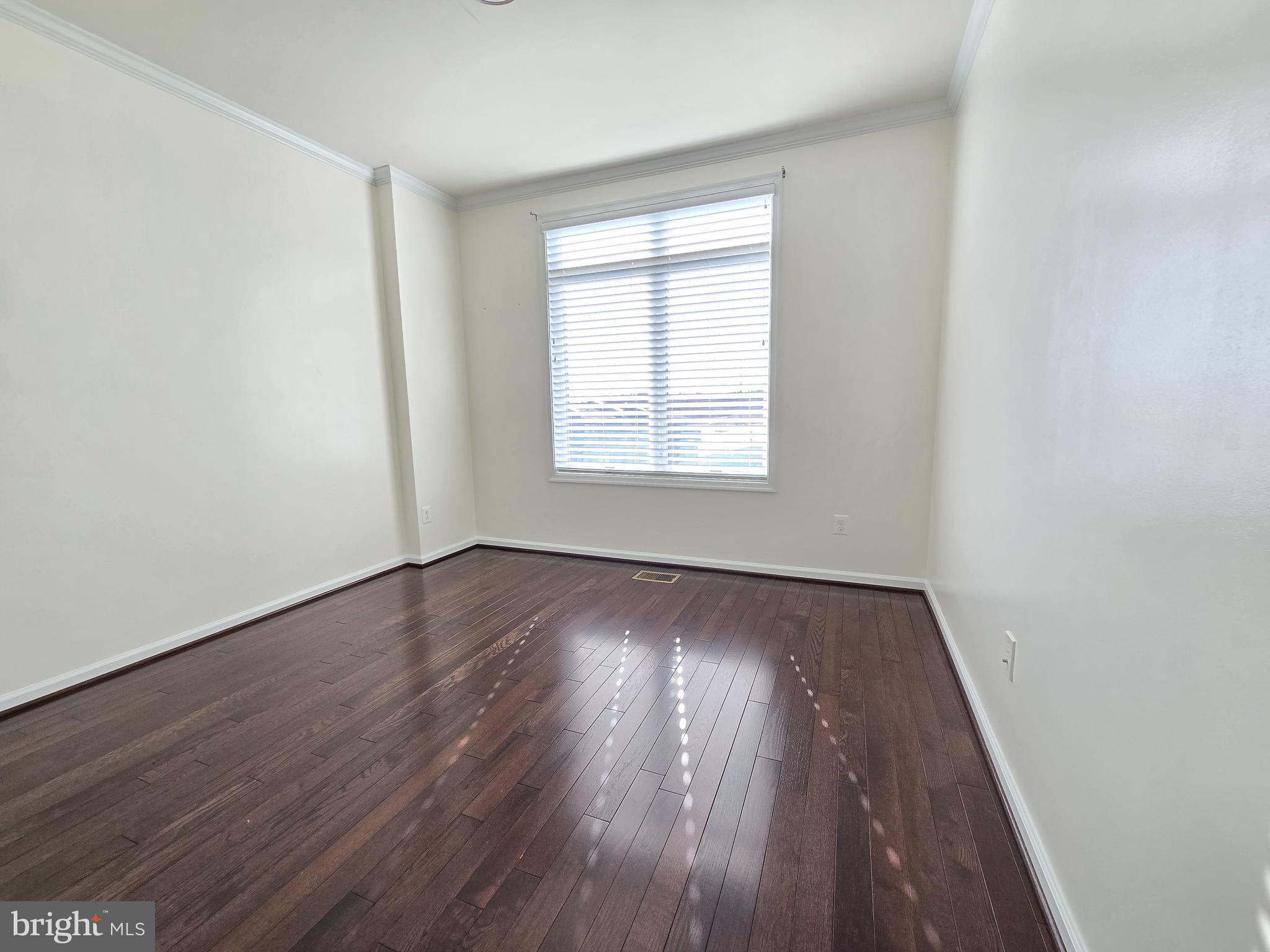 LOFTS AT VILLAGE WALK - Residential Lease
