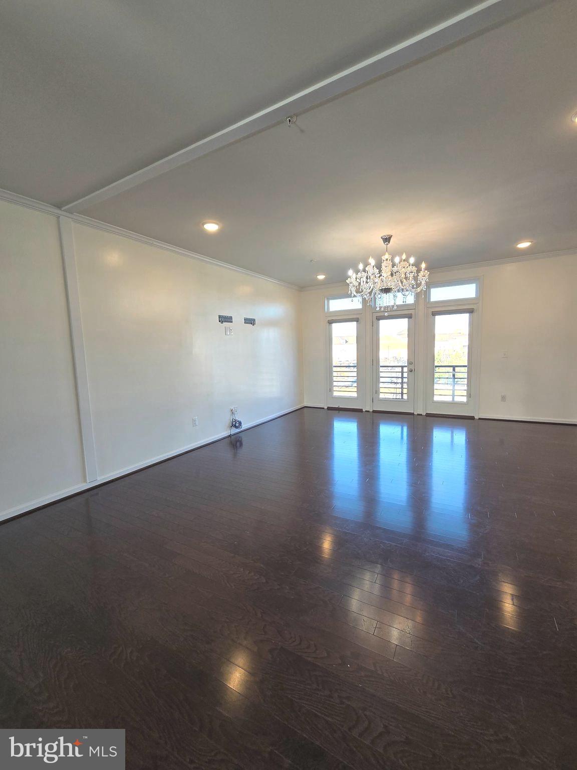 LOFTS AT VILLAGE WALK - Residential Lease