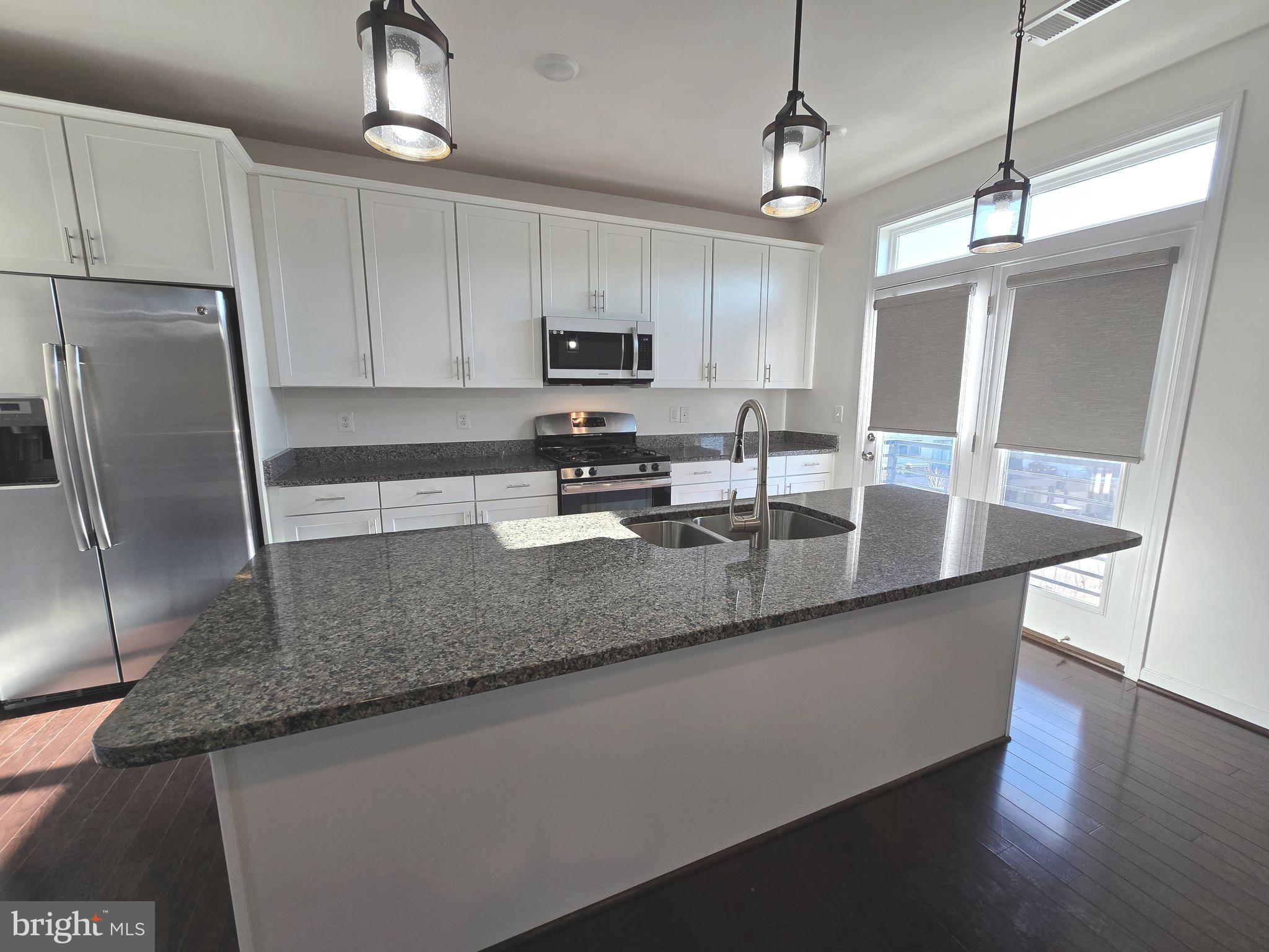 LOFTS AT VILLAGE WALK - Residential Lease