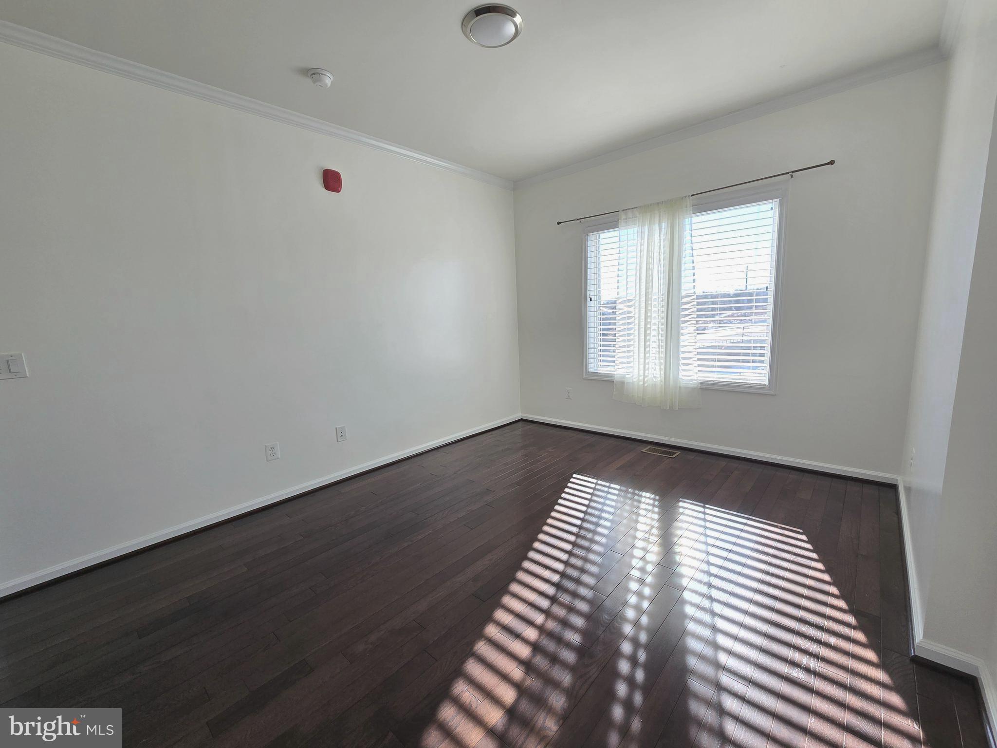 LOFTS AT VILLAGE WALK - Residential Lease