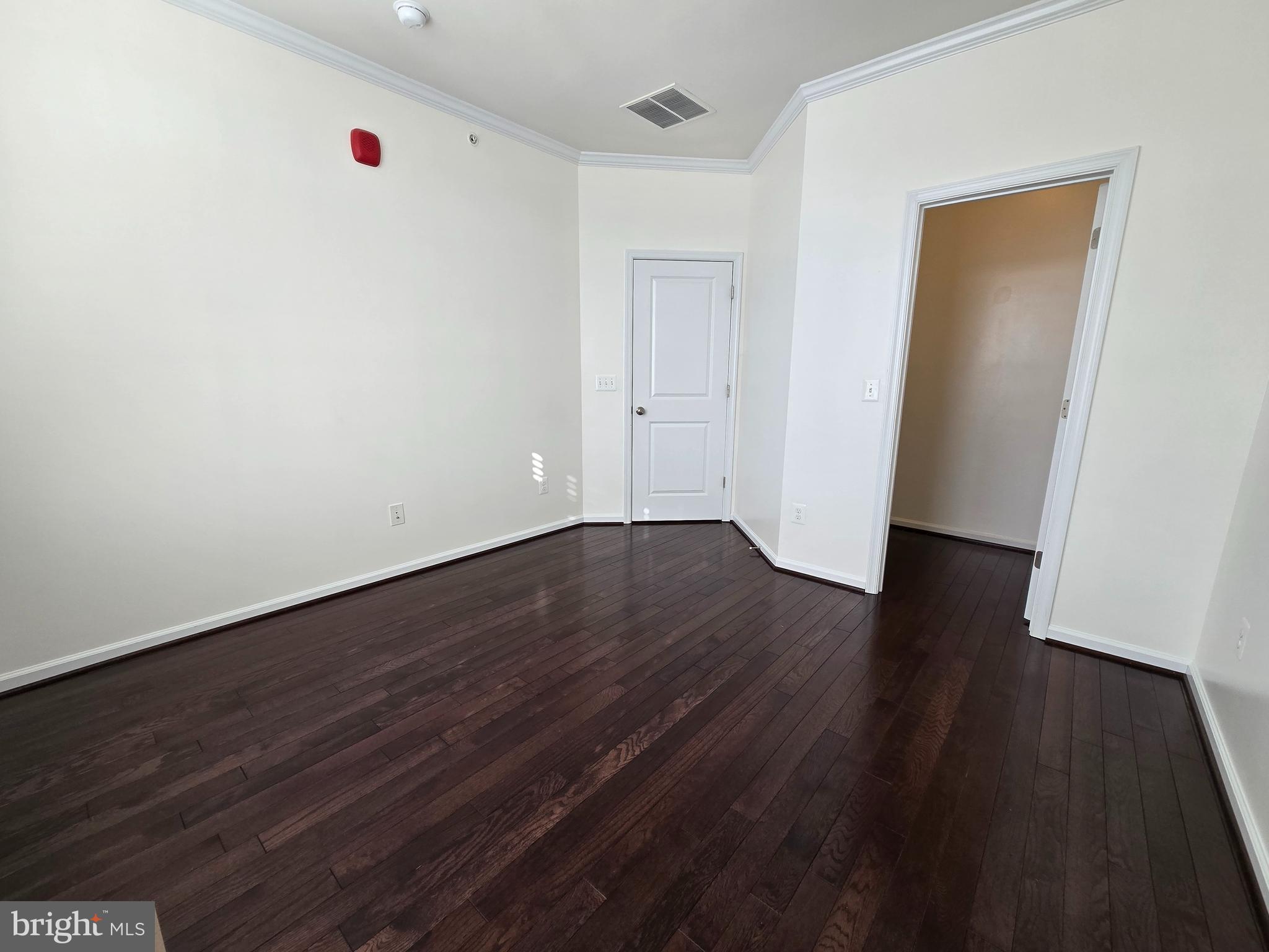 LOFTS AT VILLAGE WALK - Residential Lease