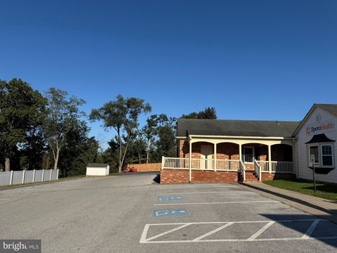 315 W 10TH STREET FRONT ROYAL VA 22630