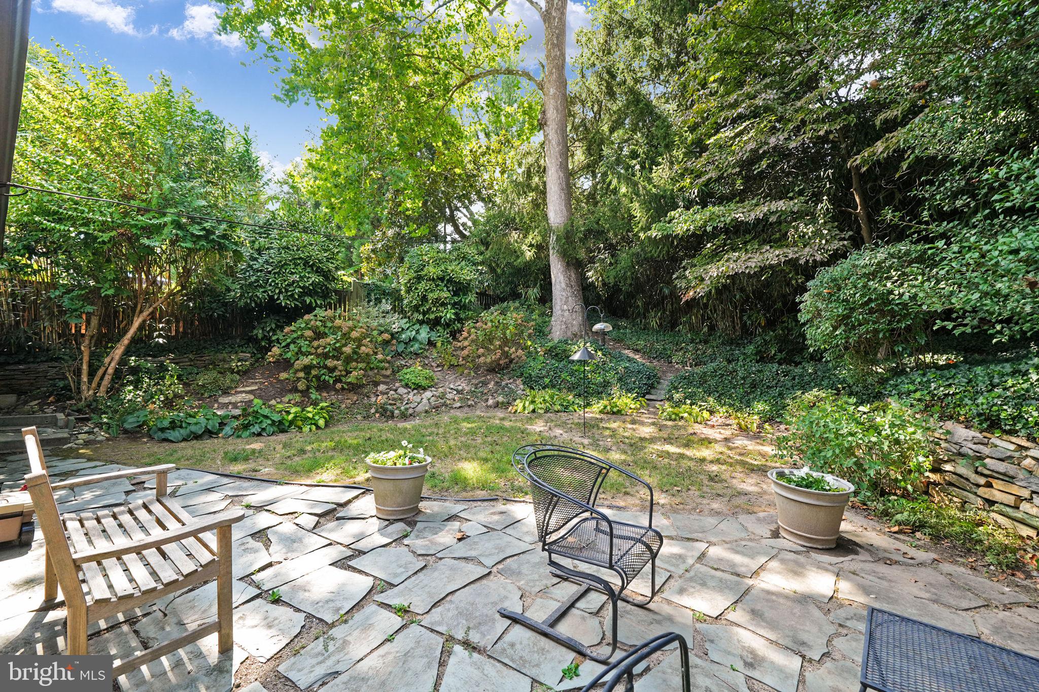 BROADMONT - Residential