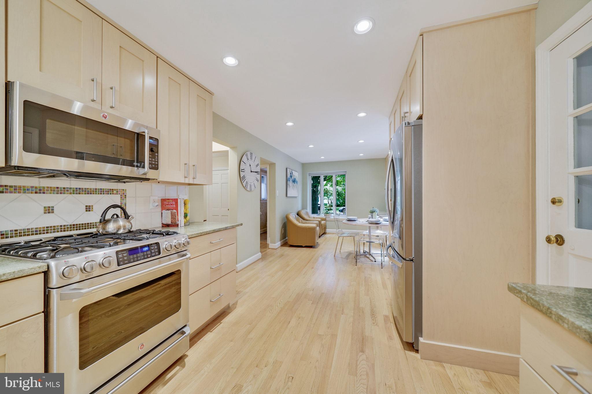 BROADMONT - Residential