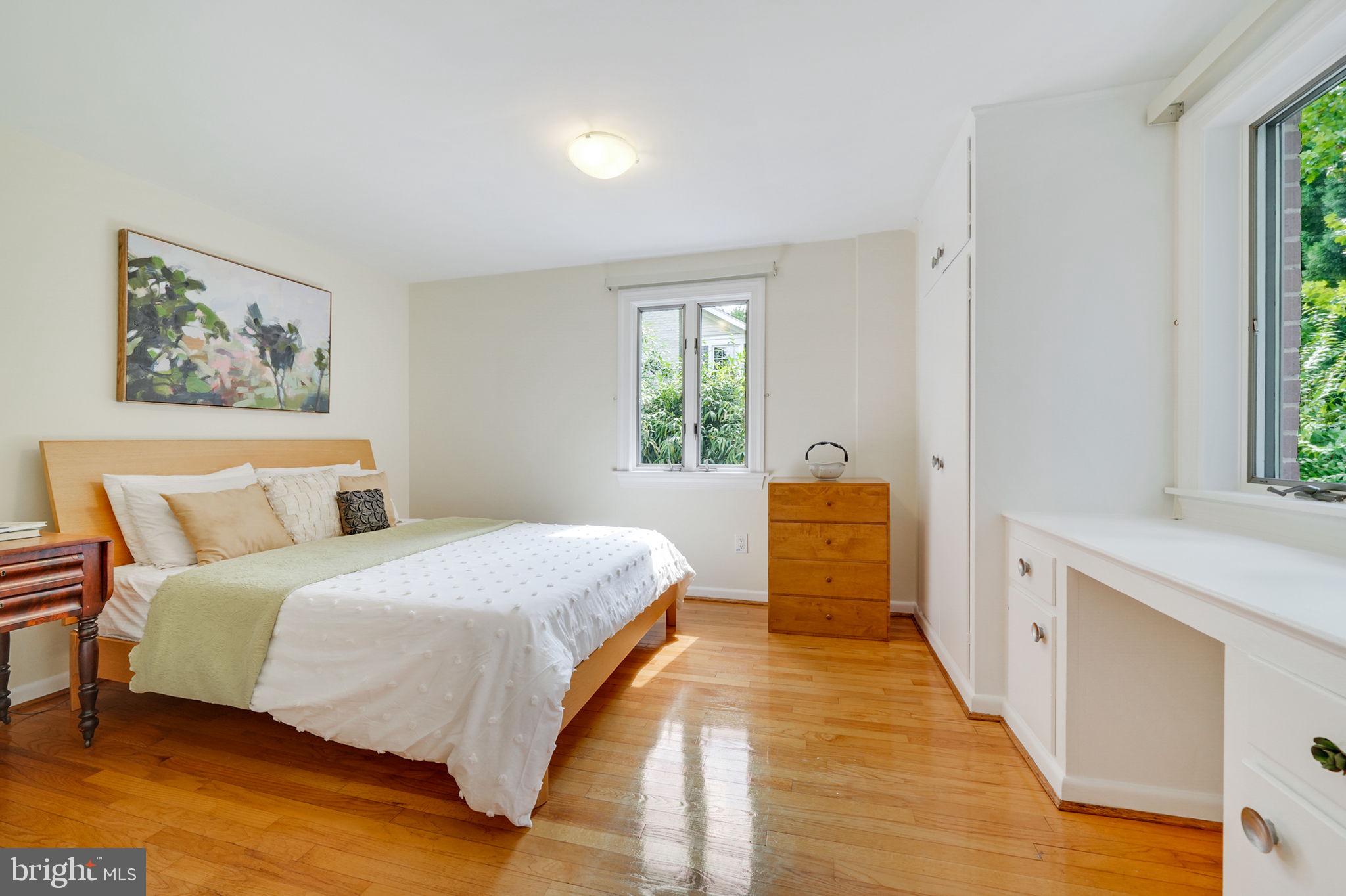 BROADMONT - Residential