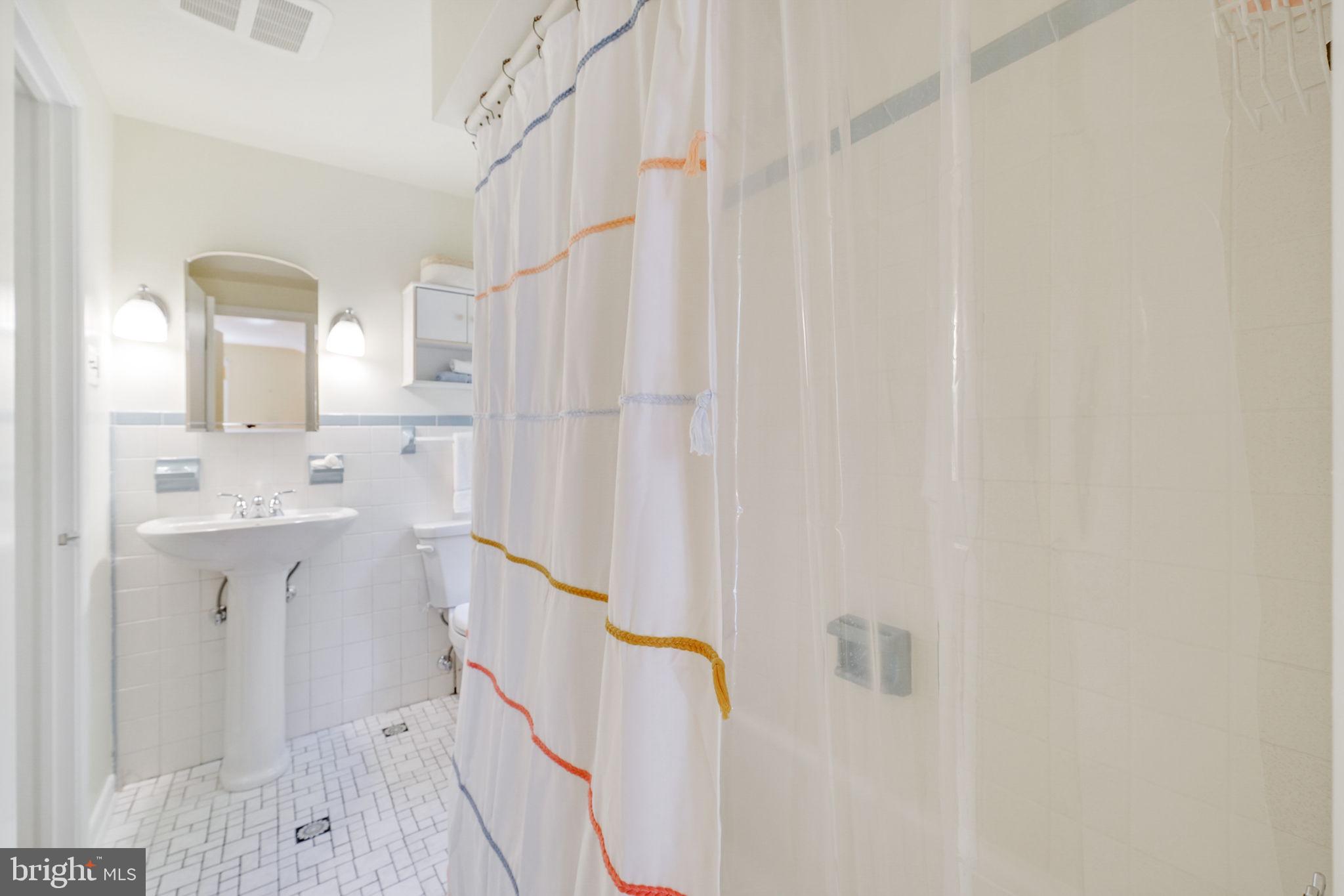 BROADMONT - Residential