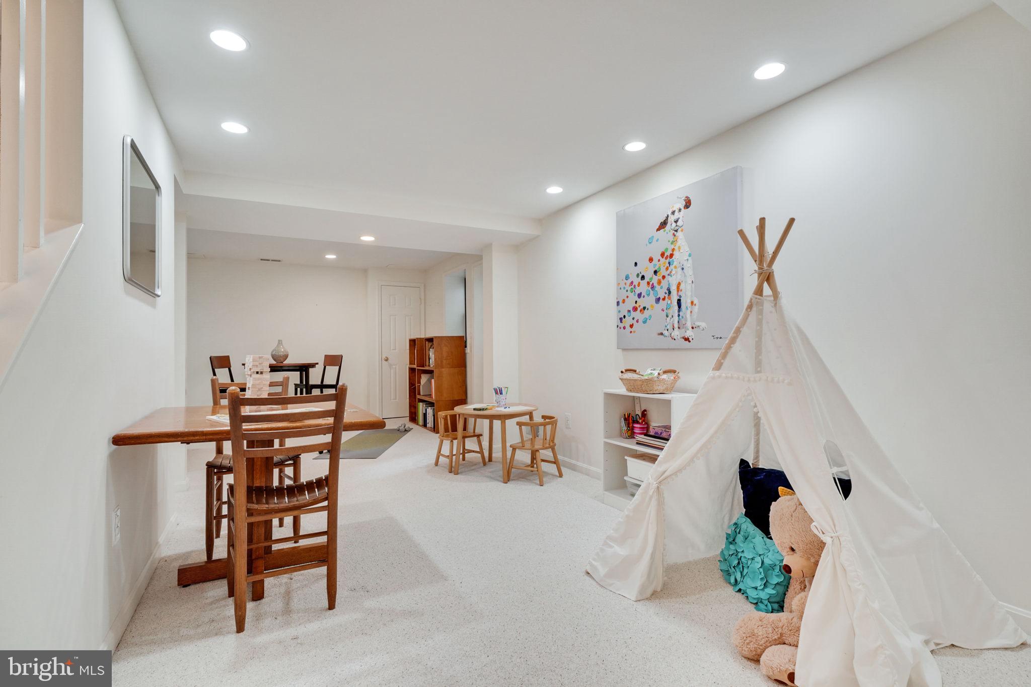 BROADMONT - Residential