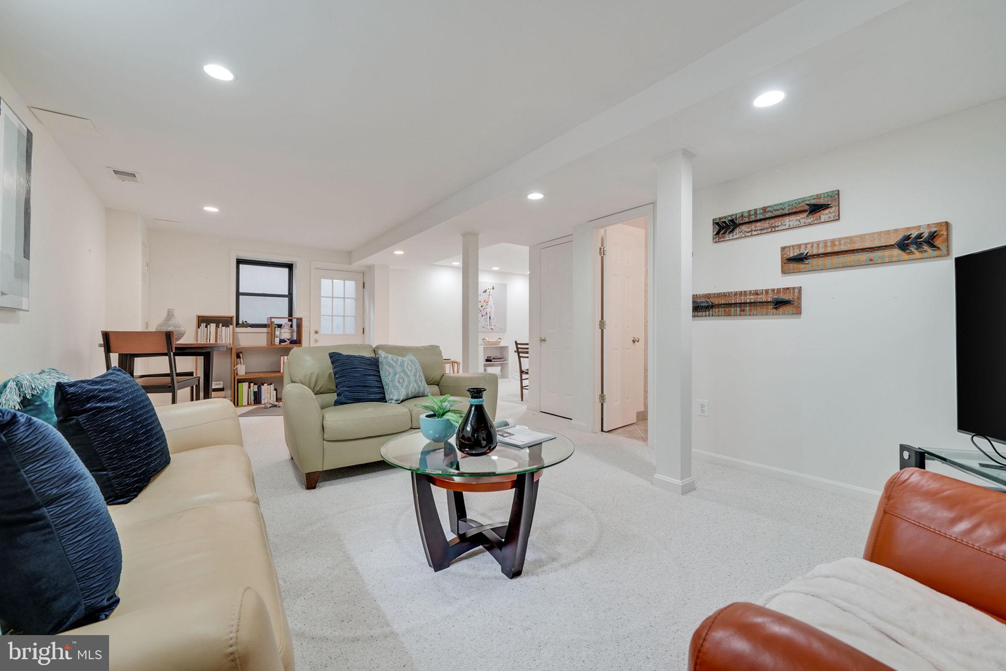 BROADMONT - Residential