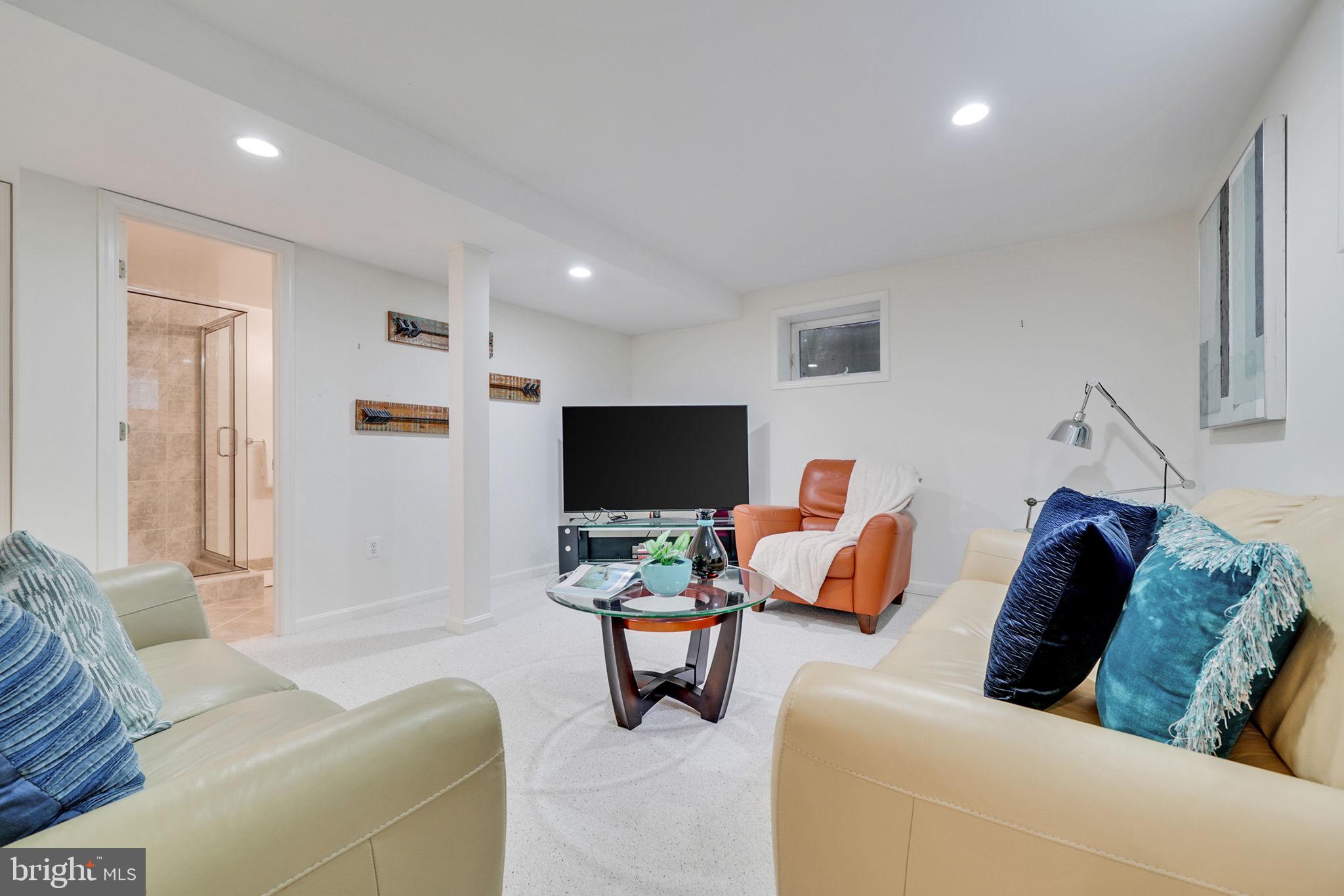 BROADMONT - Residential