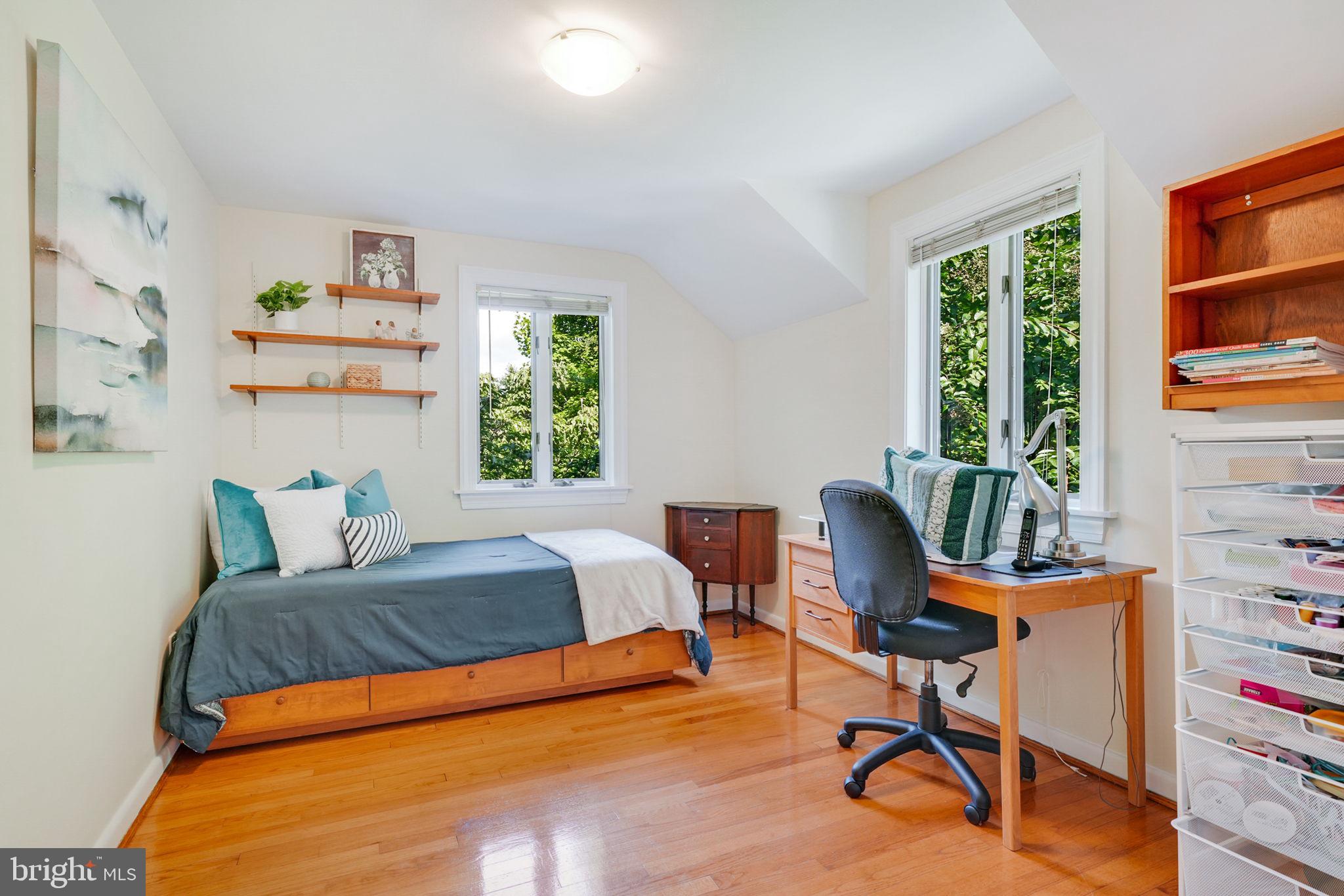 BROADMONT - Residential