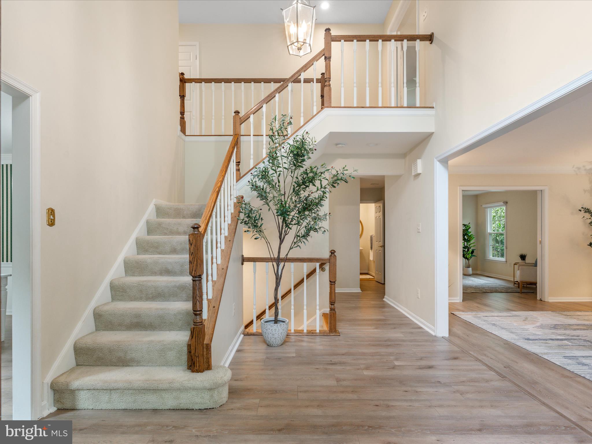 8504 SILVERFIELD CIRCLE