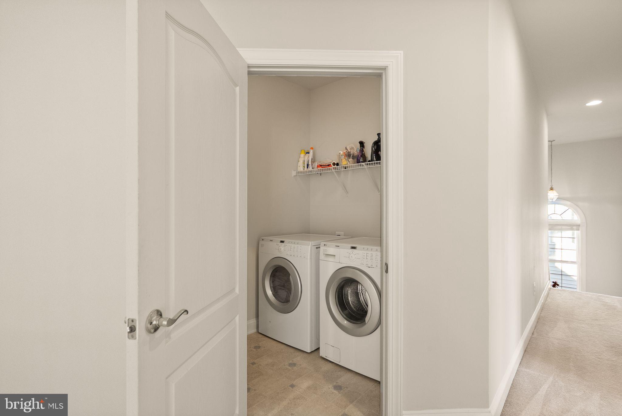 LANSDOWNE ON THE POTOMAC - Residential