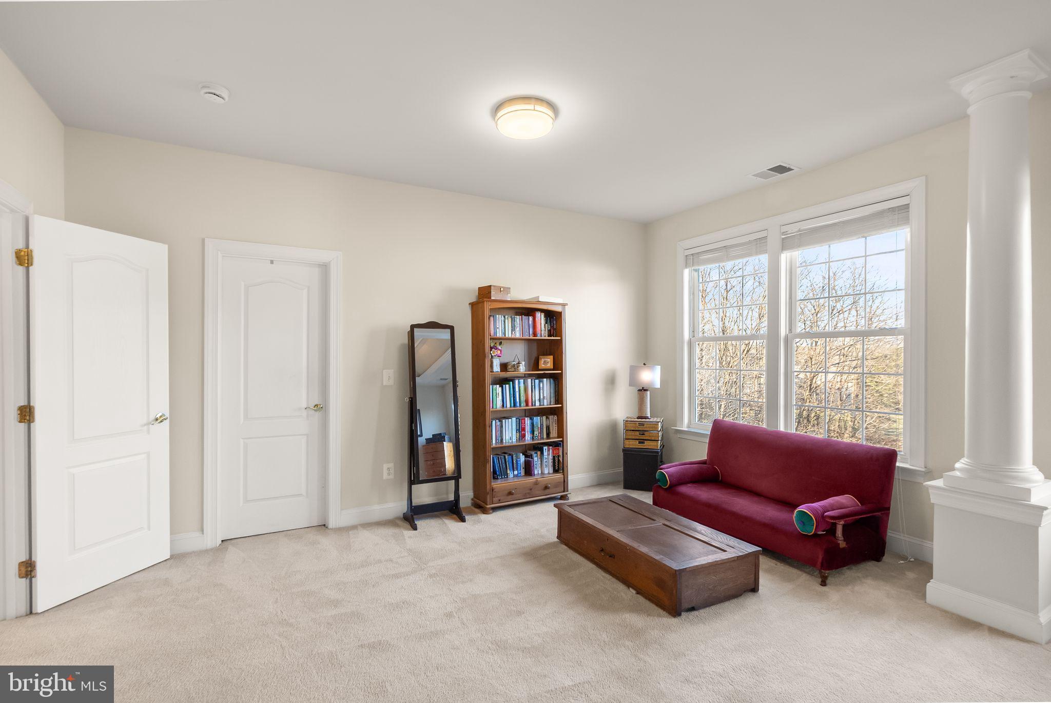 LANSDOWNE ON THE POTOMAC - Residential