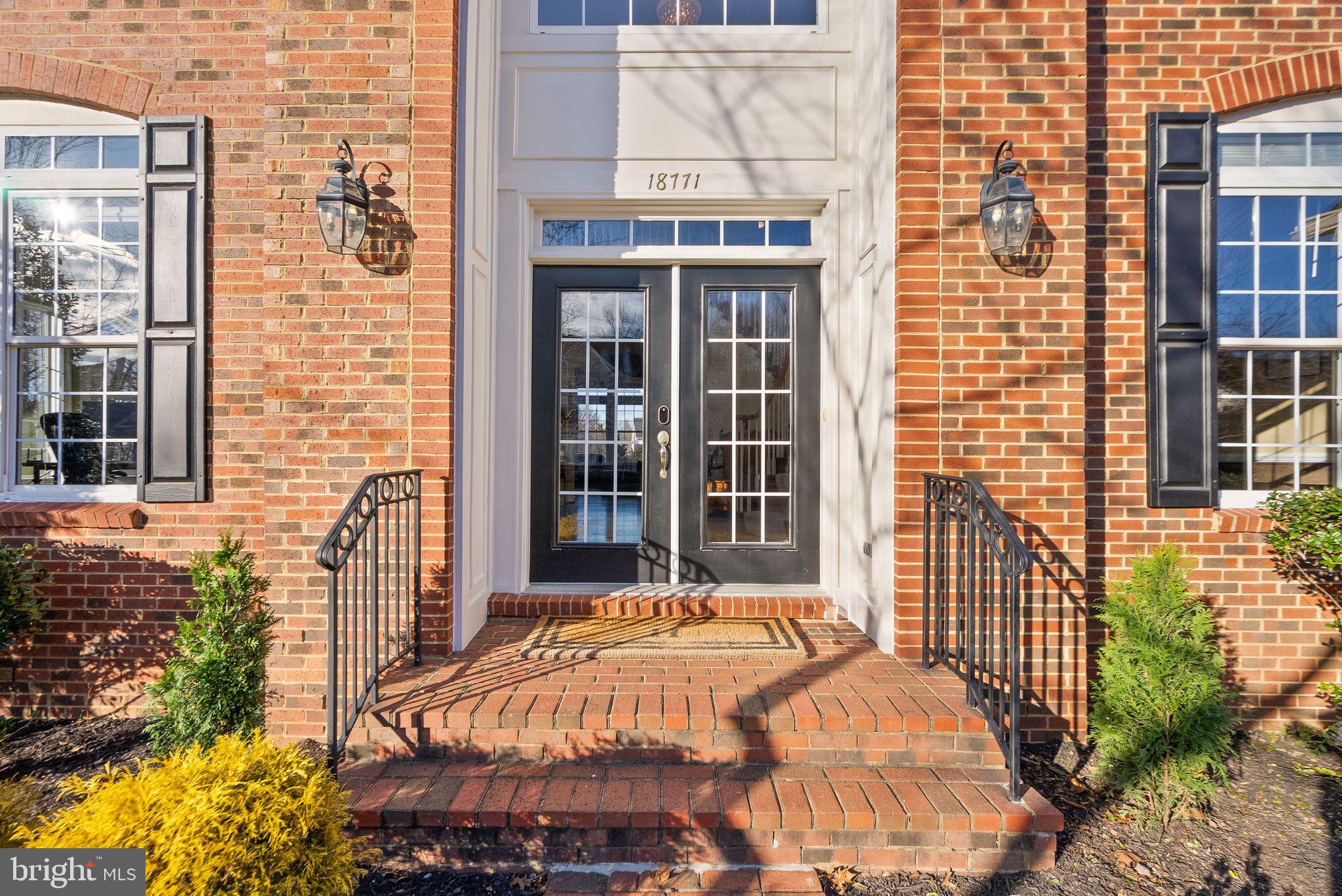 18771 KIPHEART DRIVE