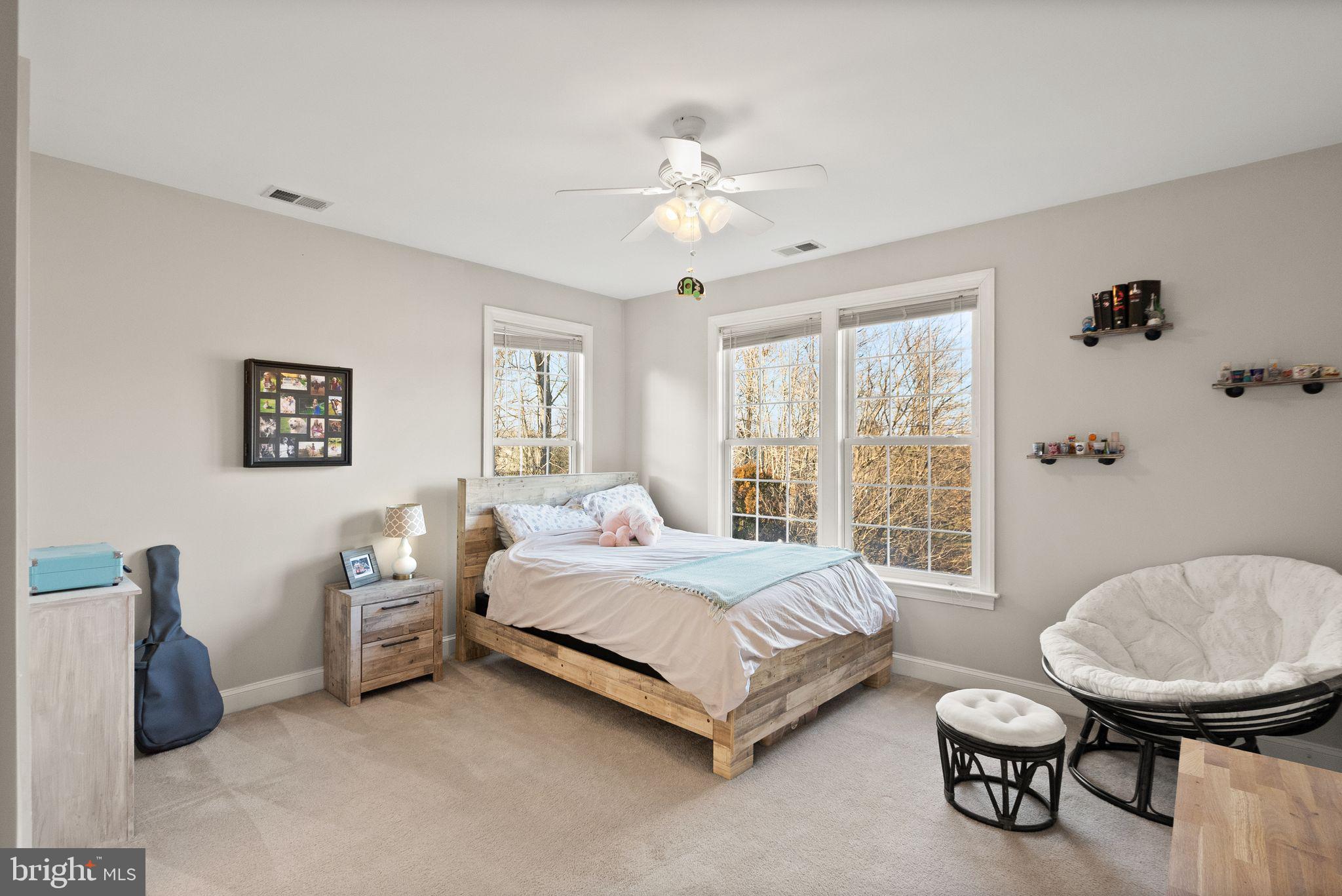 LANSDOWNE ON THE POTOMAC - Residential