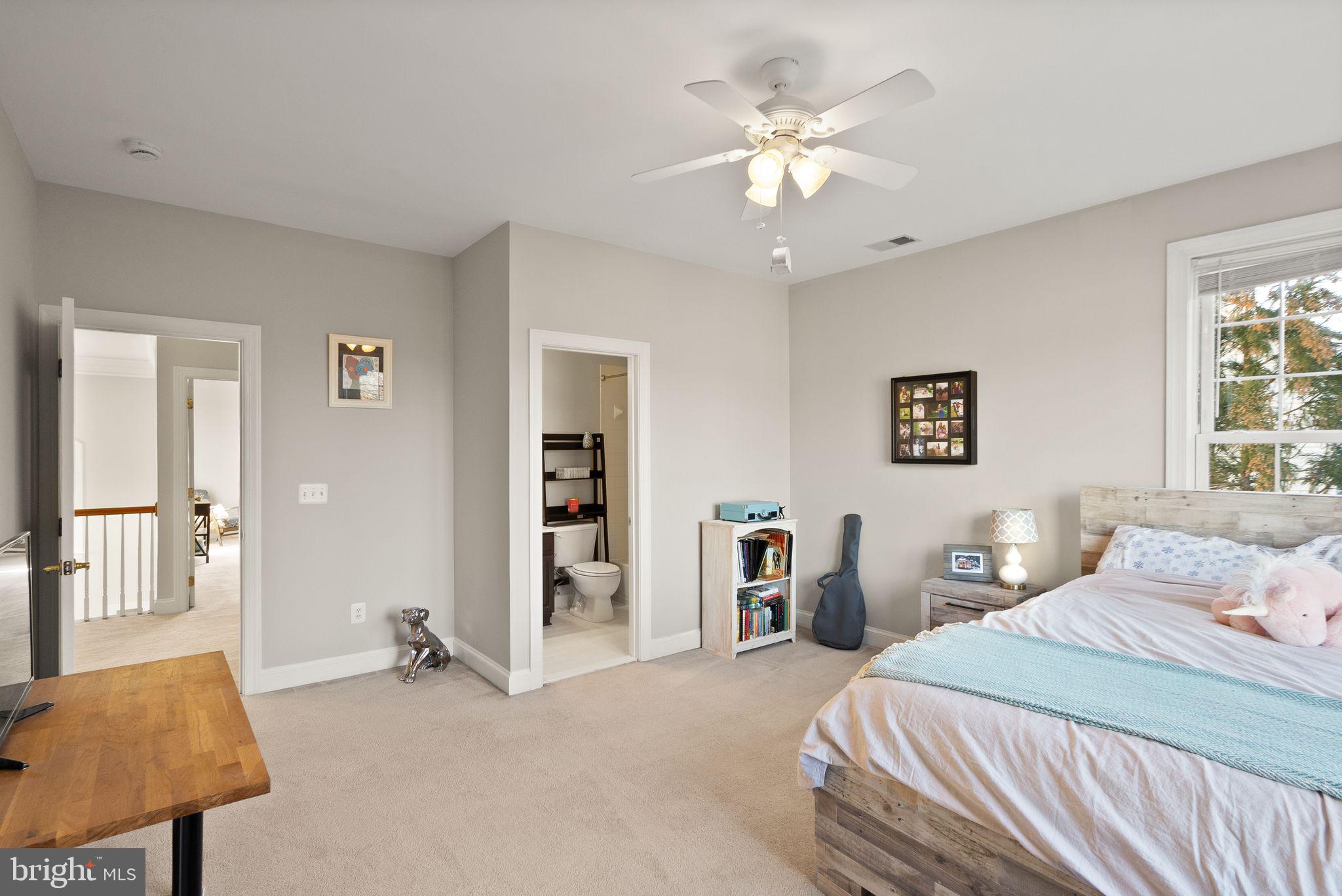 LANSDOWNE ON THE POTOMAC - Residential