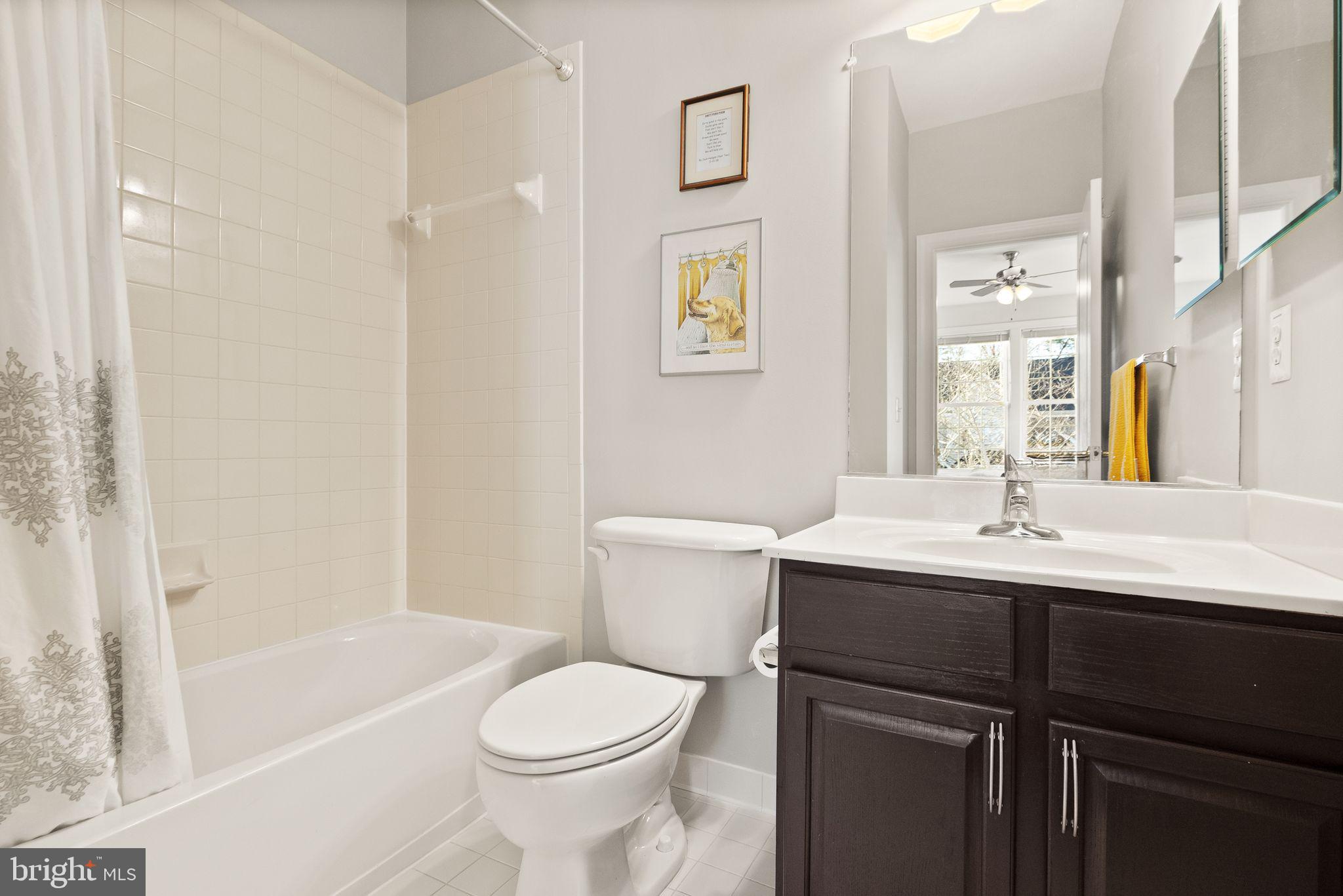 LANSDOWNE ON THE POTOMAC - Residential