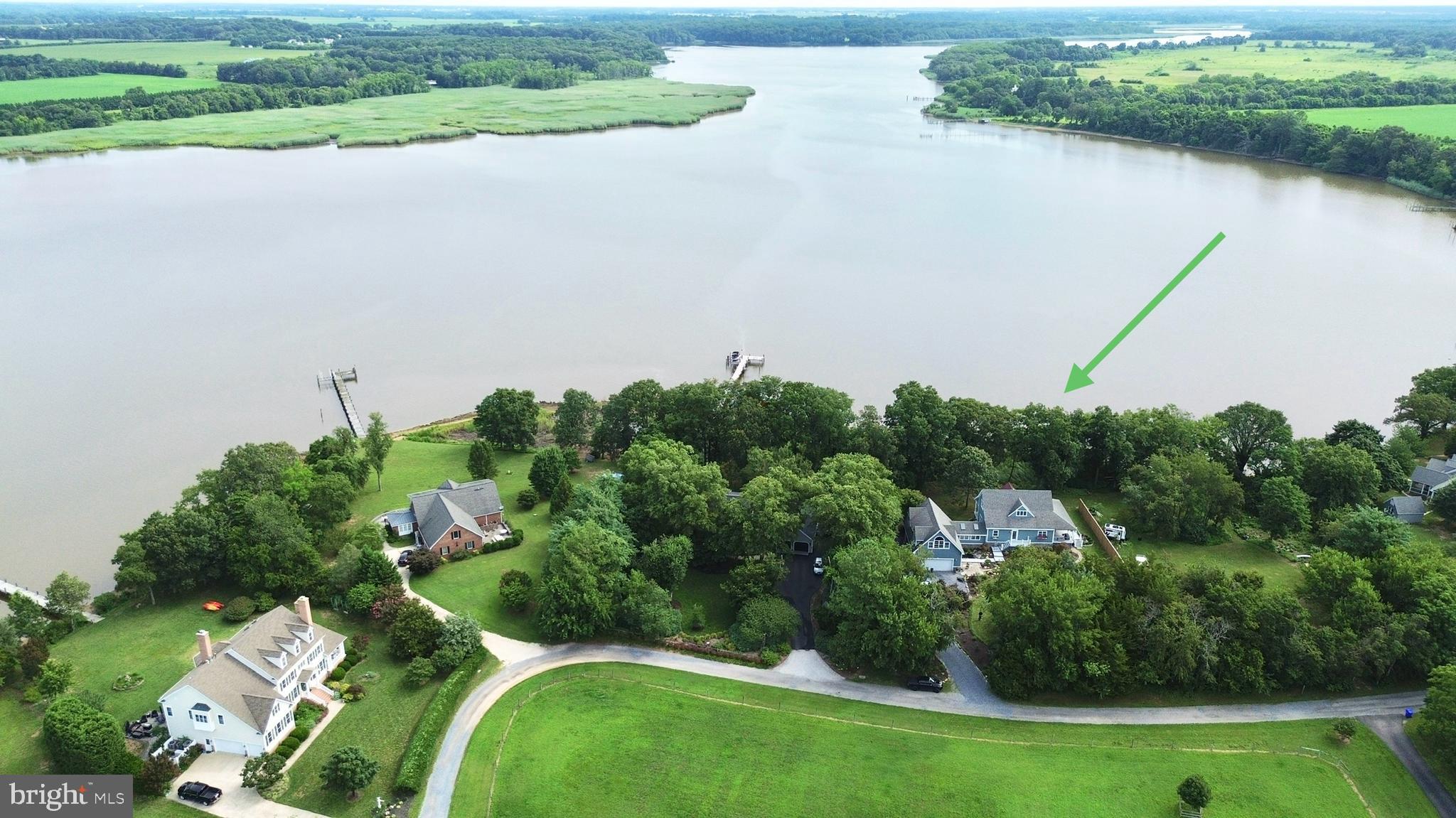 492 PEAR TREE POINT ROAD