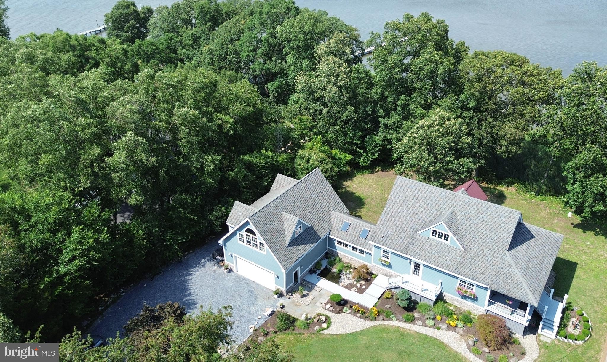 492 PEAR TREE POINT ROAD