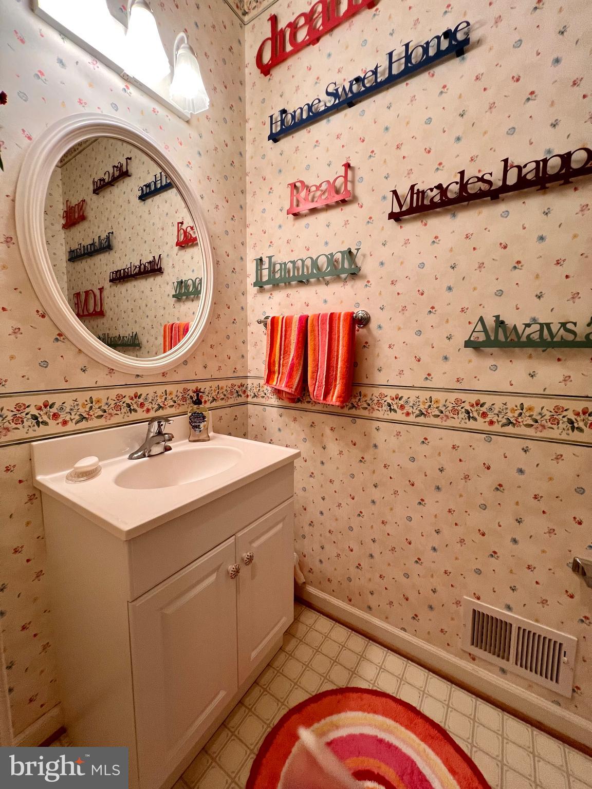 LOCUST HILL - Residential