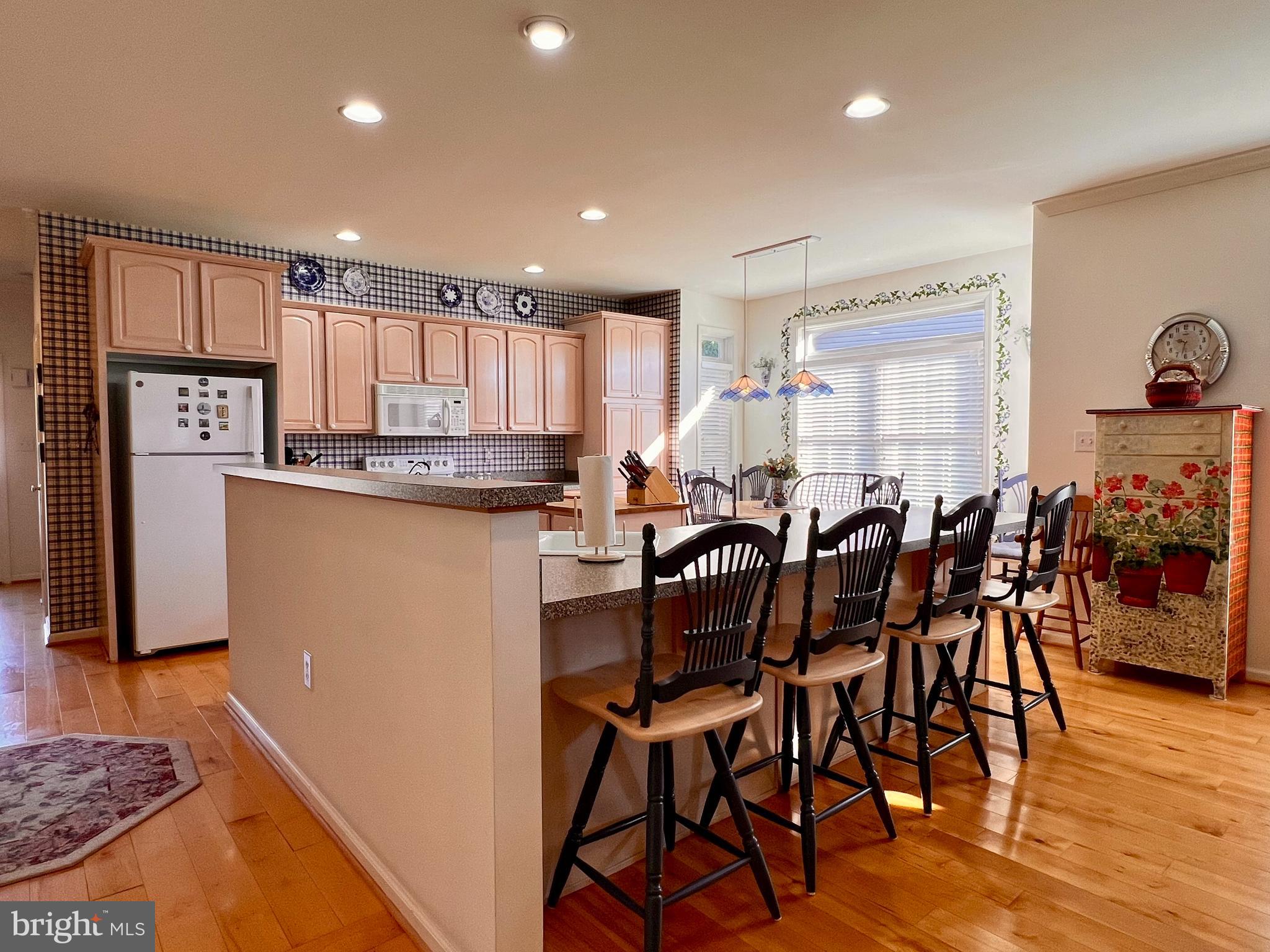 LOCUST HILL - Residential